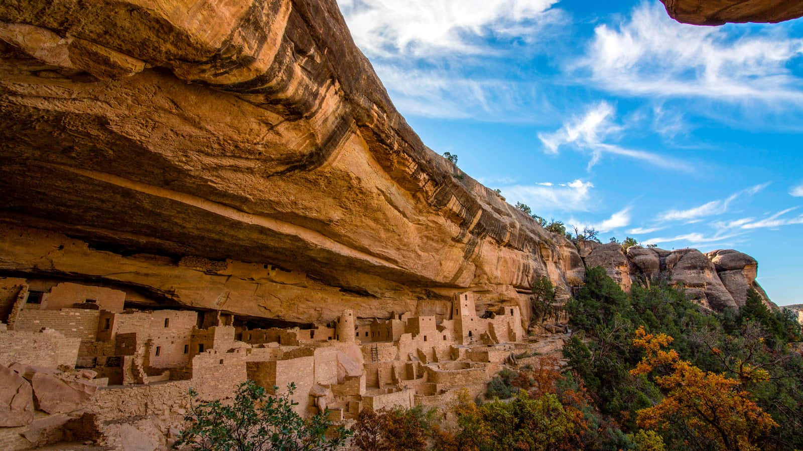 Cliff Palace Mesa Verde National Park Blue Sky Background