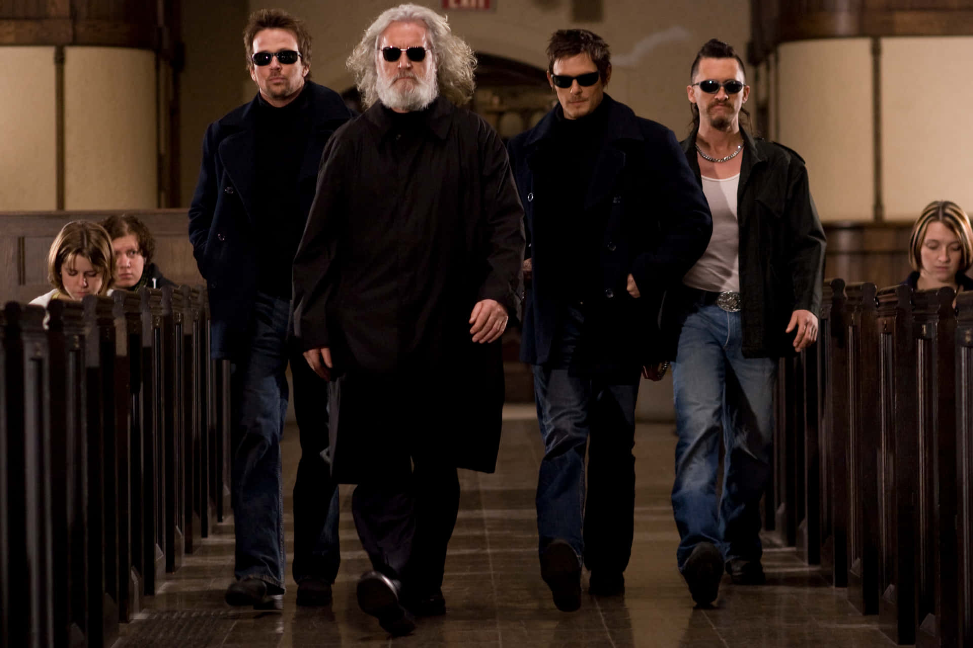 Clifton Collins Jr [wallpaper] Background