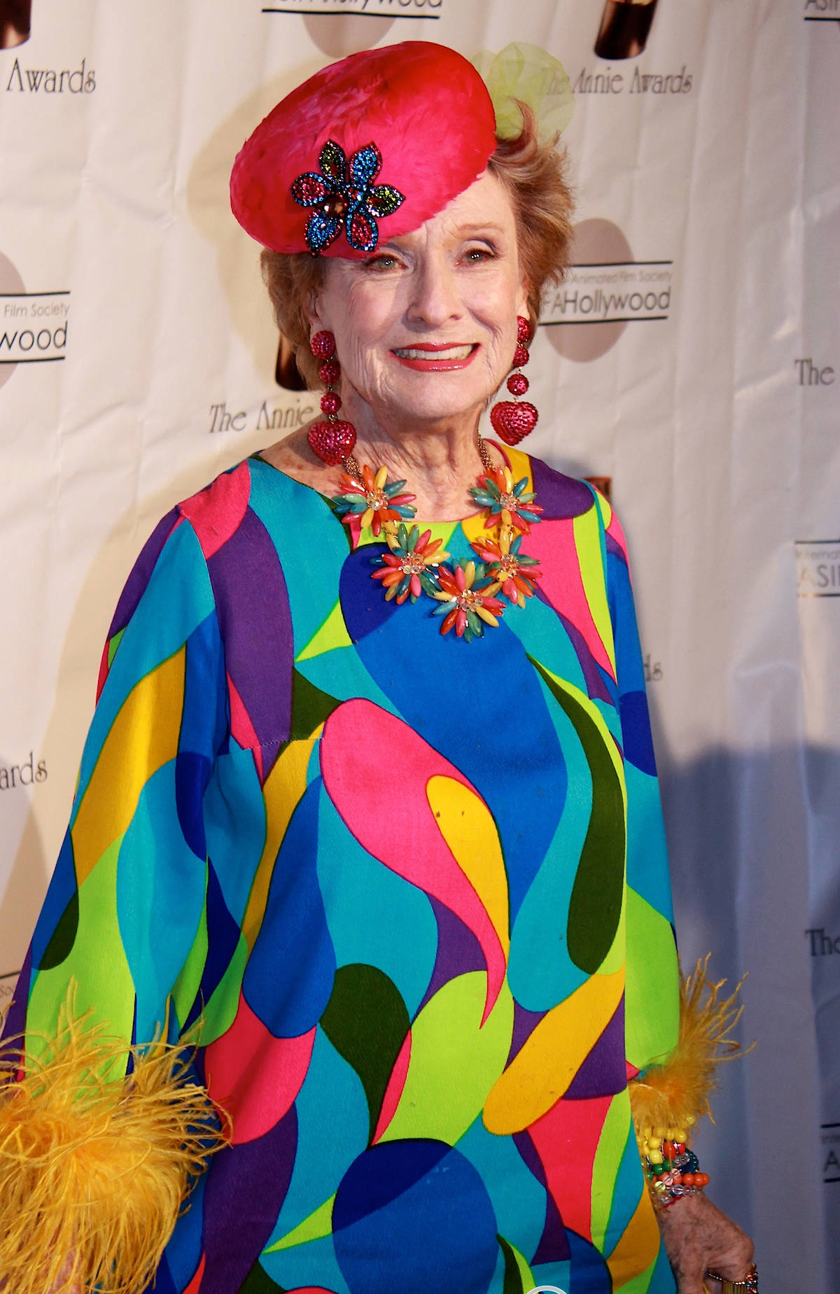 Cloris Leachman The Annie Awards Background