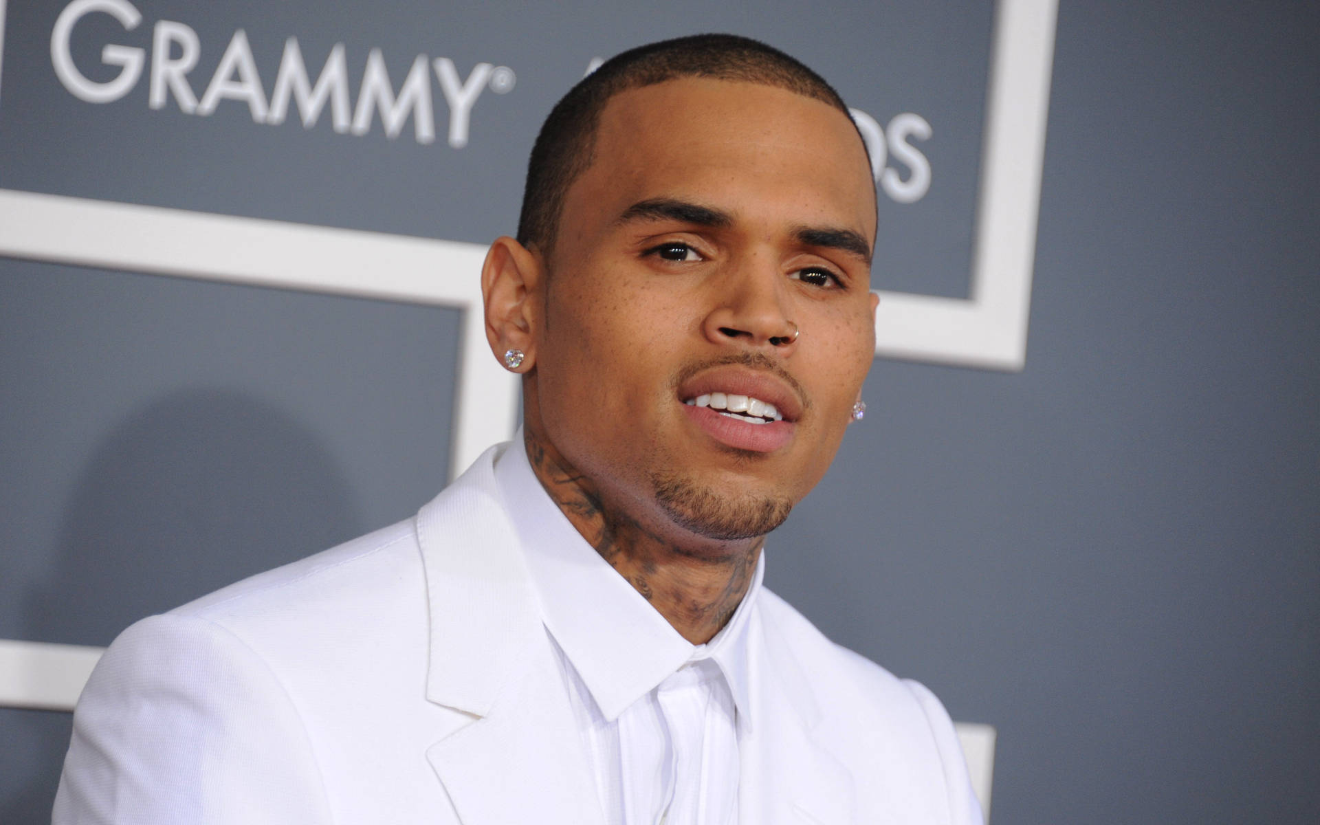 Close-up Chris Brown Grammy Awards