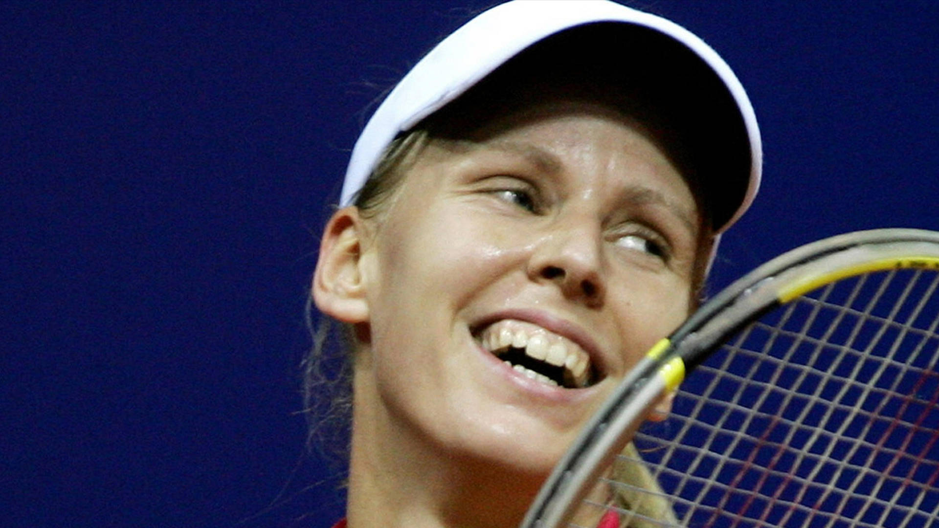 Close-up Elena Dementieva Smiling Background