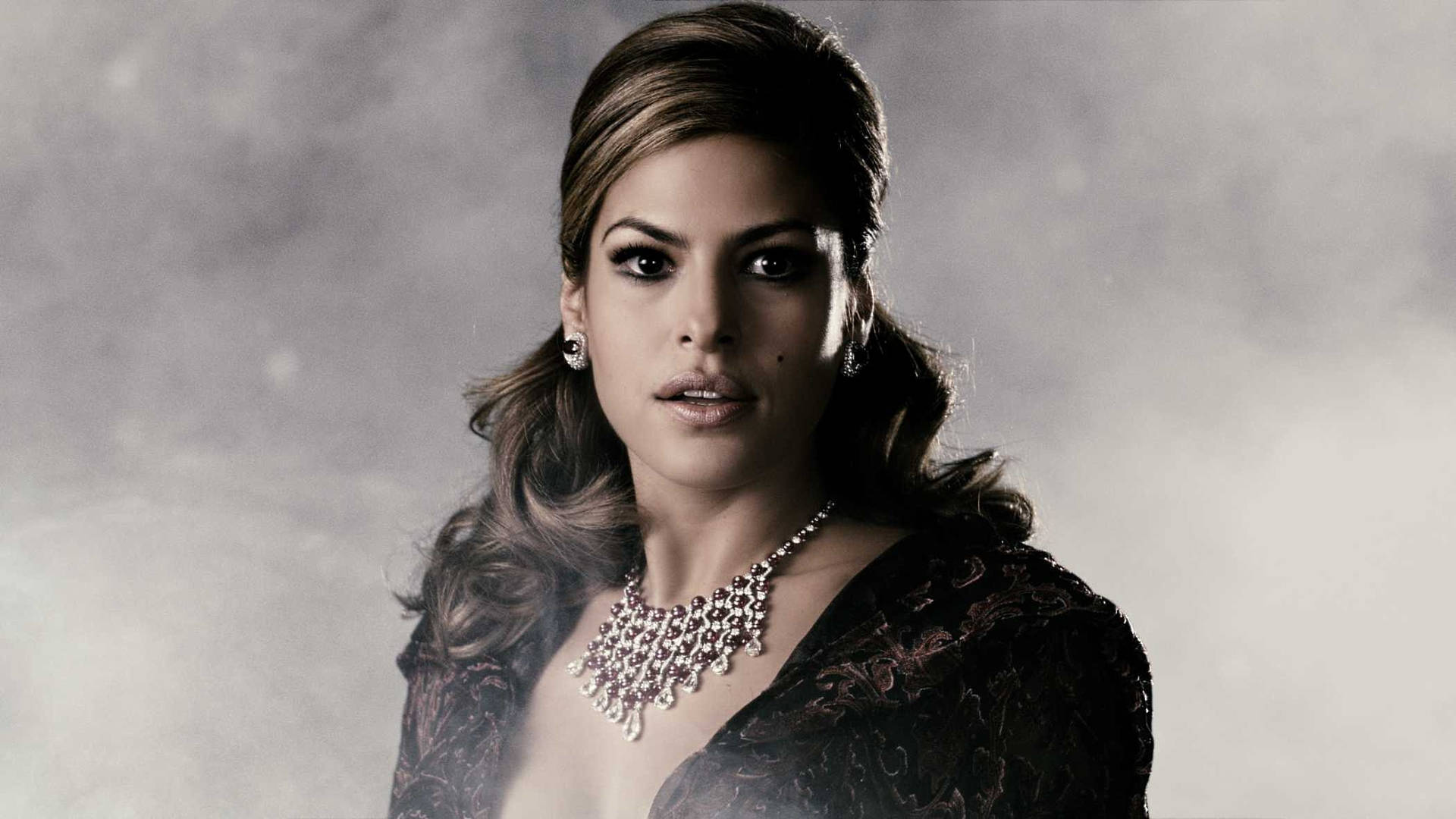 Close Up Greyscale Of Eva Mendes Background