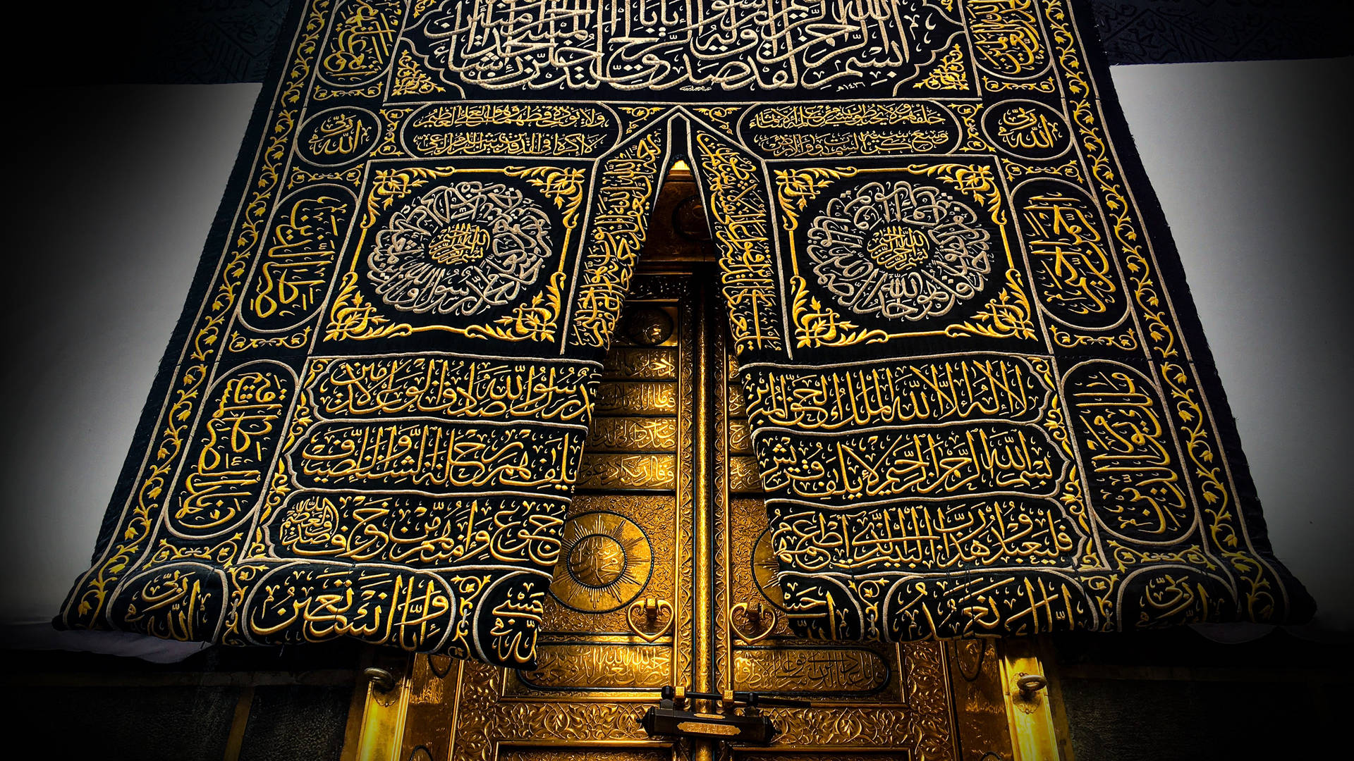 Close-up Kaaba In Gold