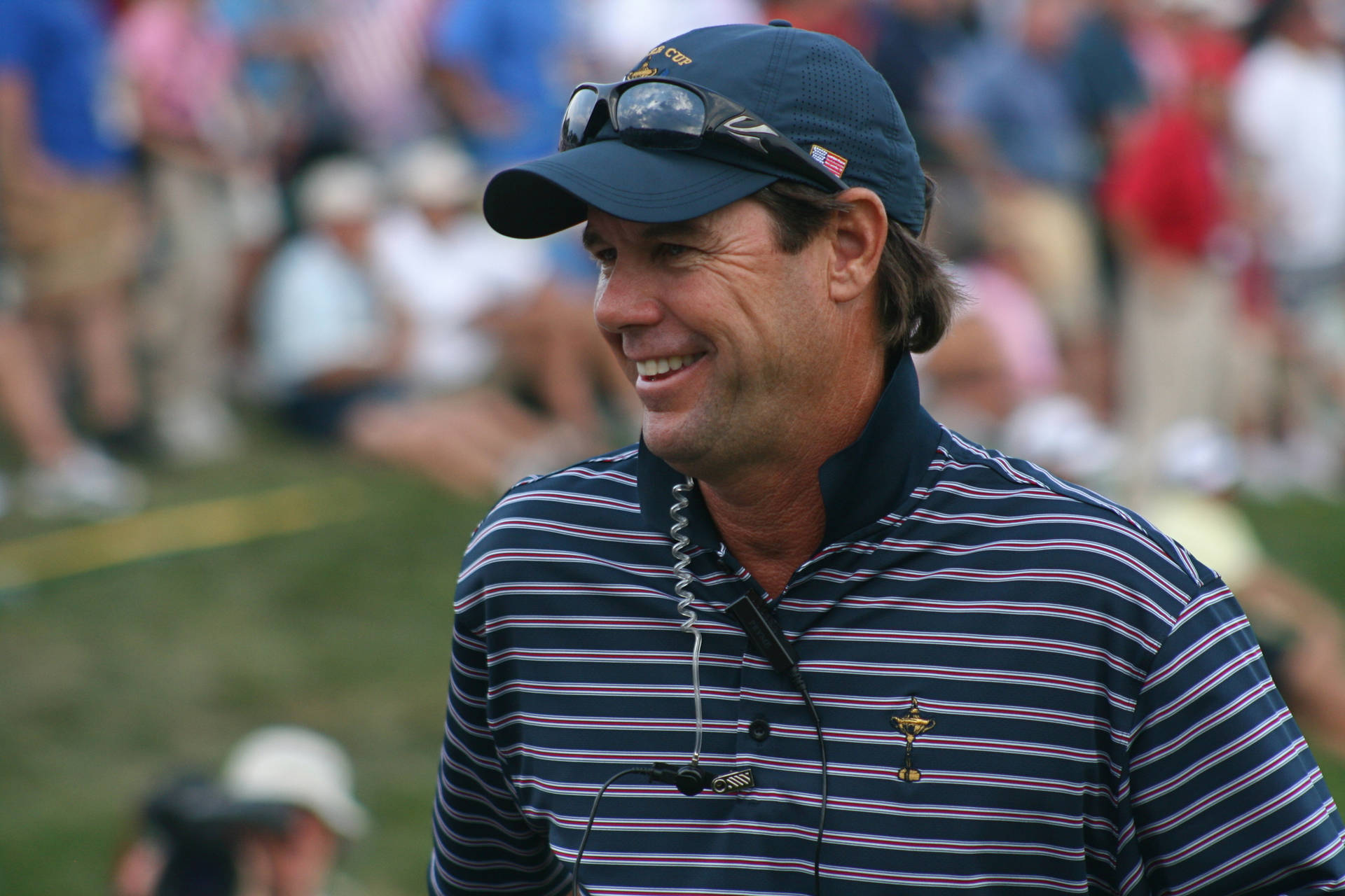 Close-up Paul Azinger Smiling Background