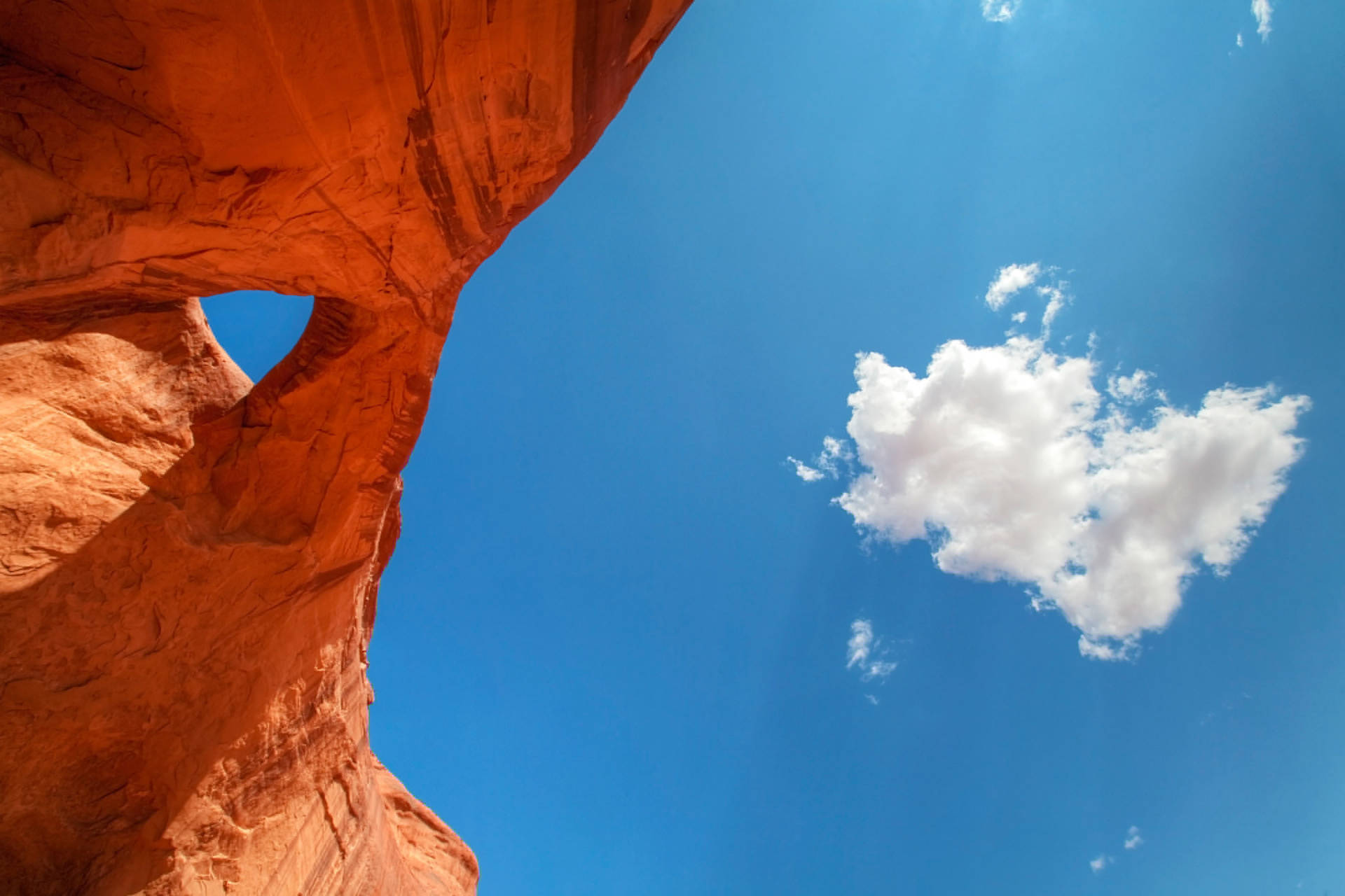 Cloud At Arches National Park Background