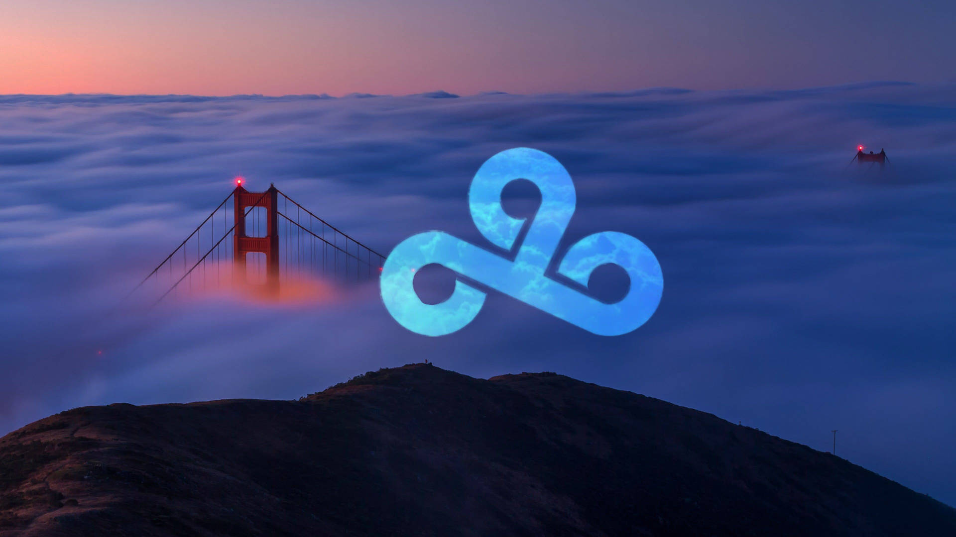 Cloud9 Golden Gate Bridge Cloud Logo Background