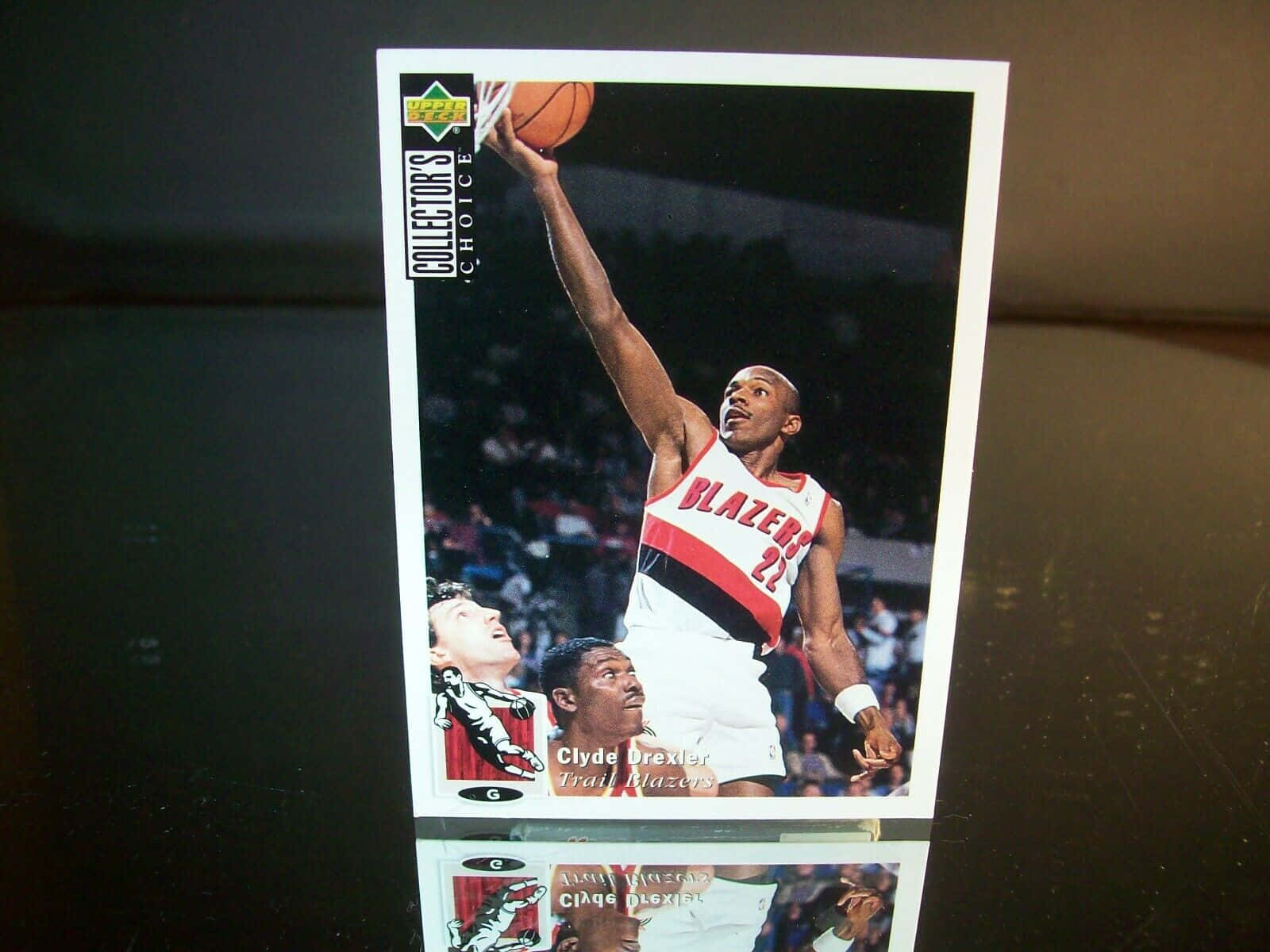 Clyde Drexler Collectors Choice Nba Photo Card Background