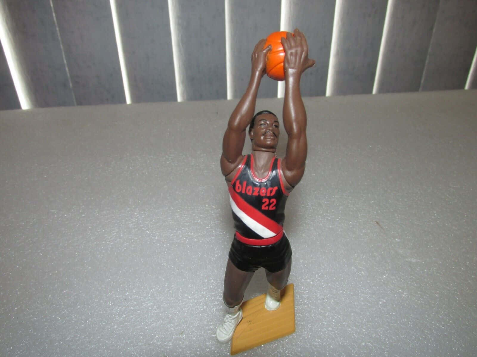 Clyde Drexler Portland Trail Blazers Action Figure Background