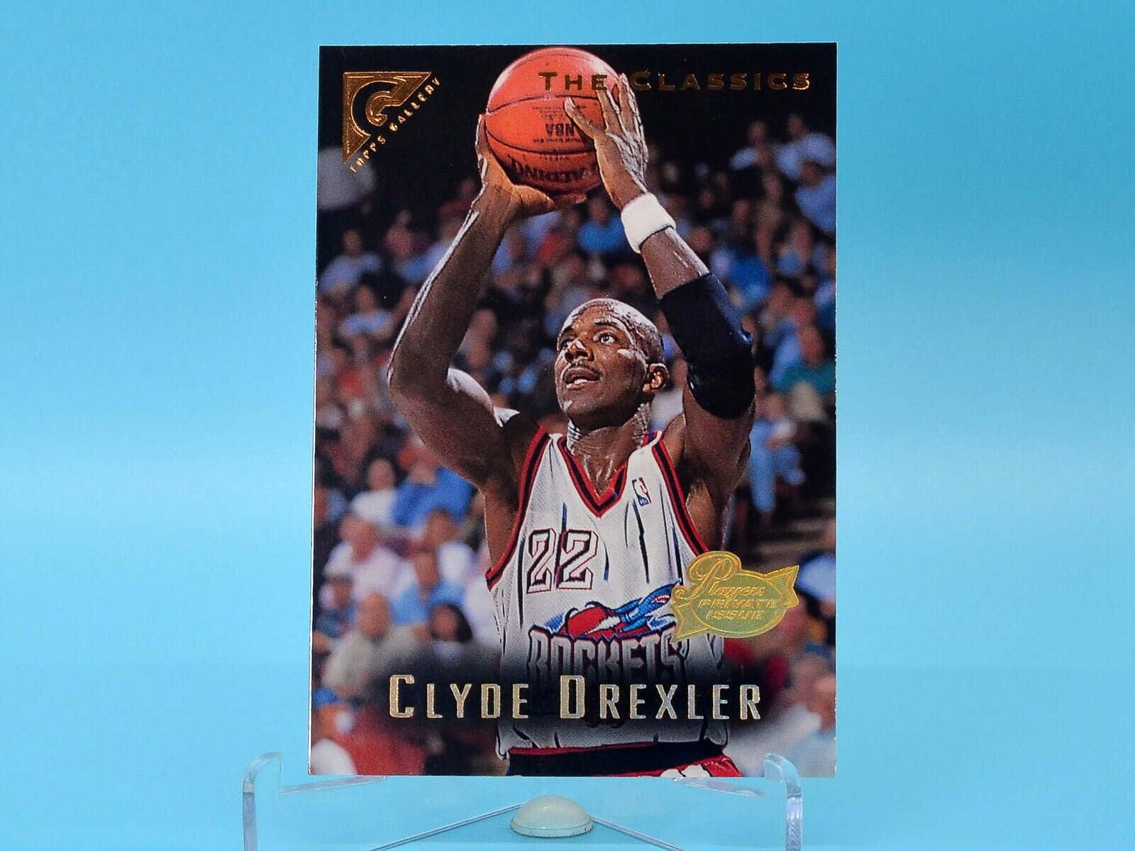 Clyde Drexler Three Pointer Shoot Nba Player Background