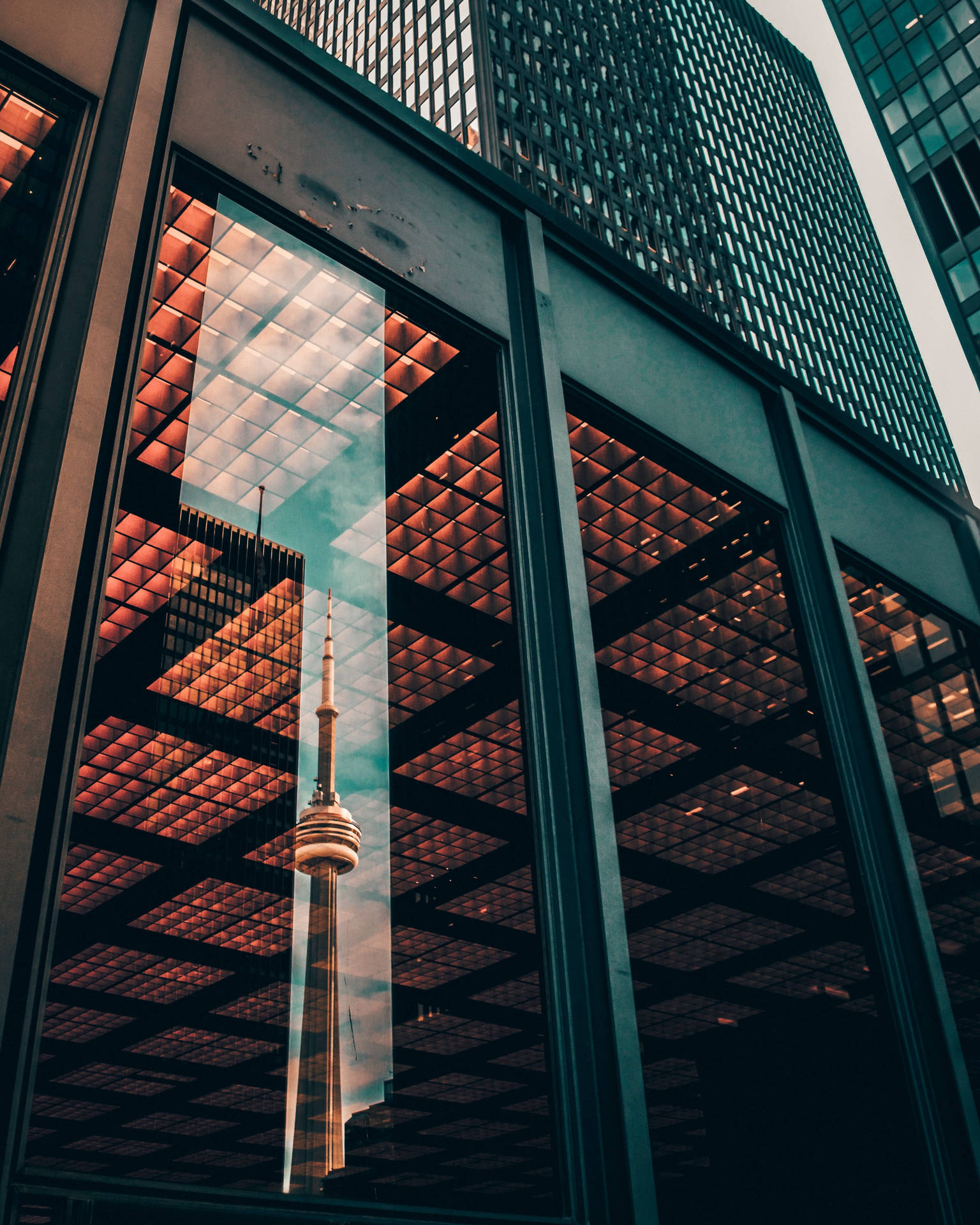 Cn Tower Reflection Background