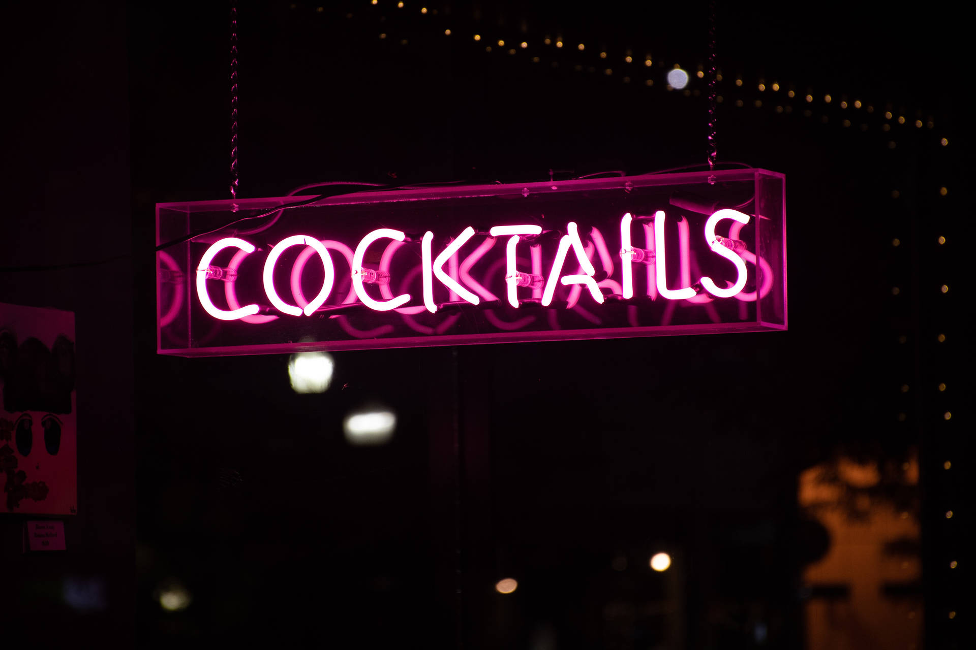 Cocktails Neon Sign