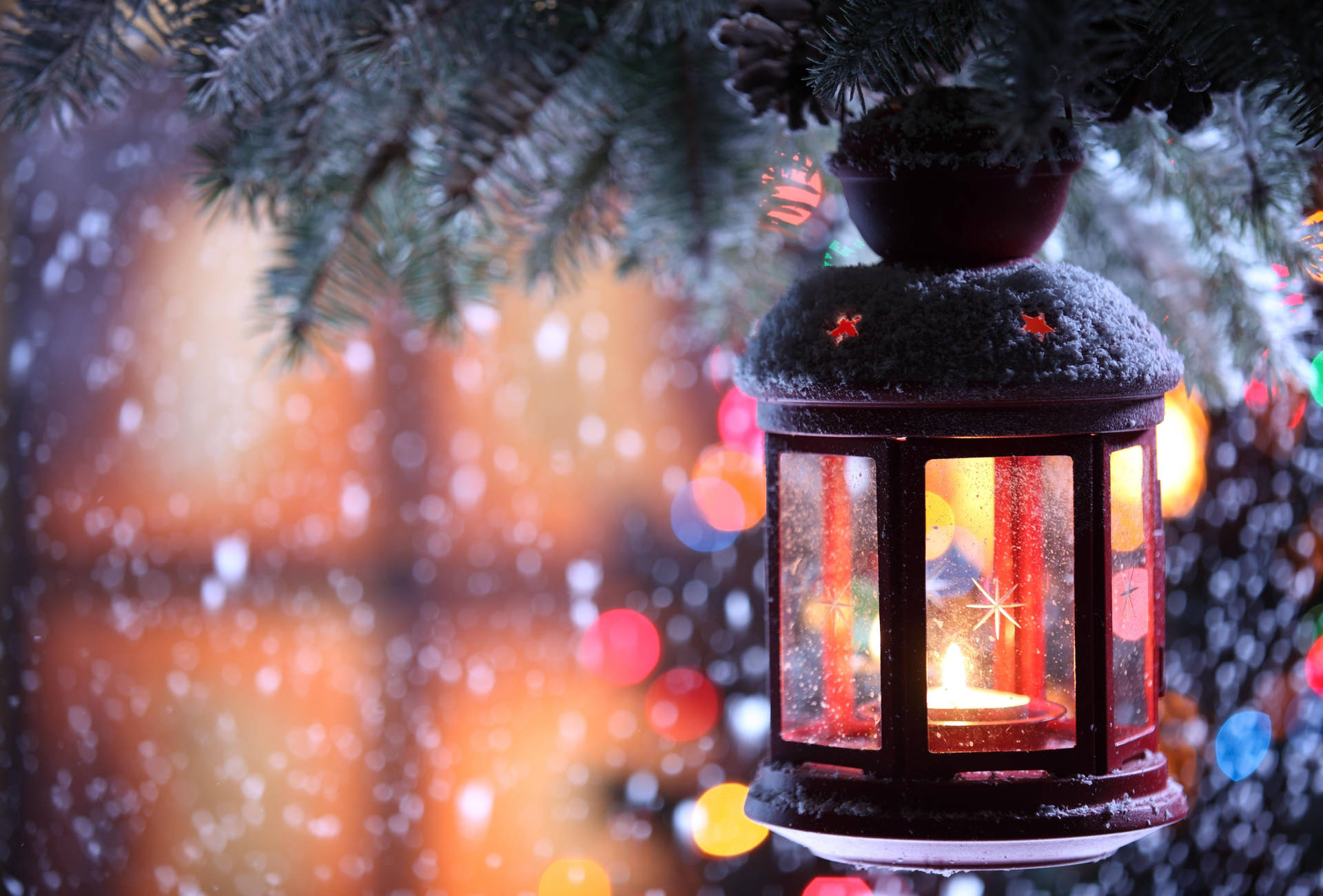 Cold Christmas Lantern Decoration Background
