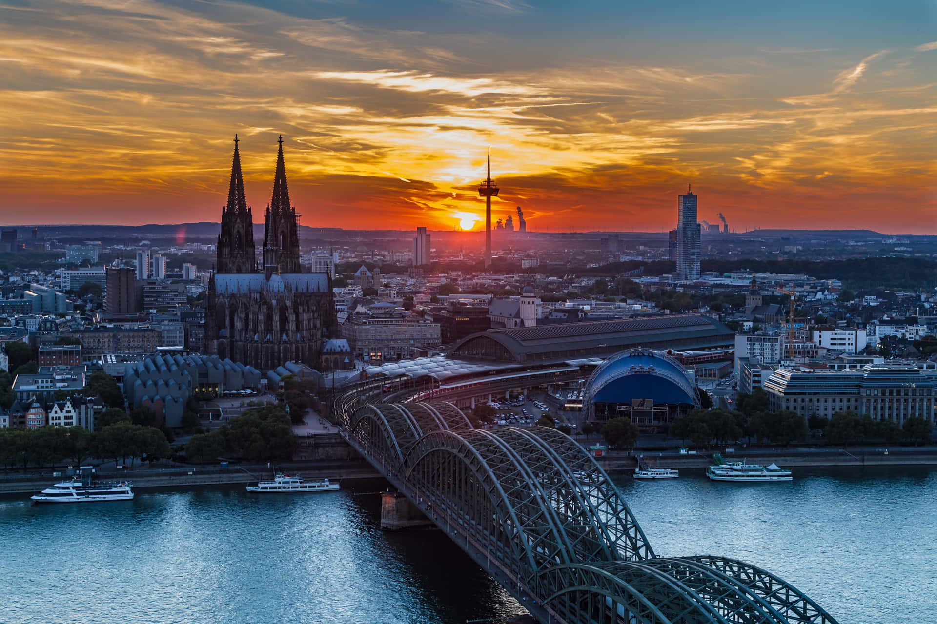 Cologne Cathedral Cityscape Background