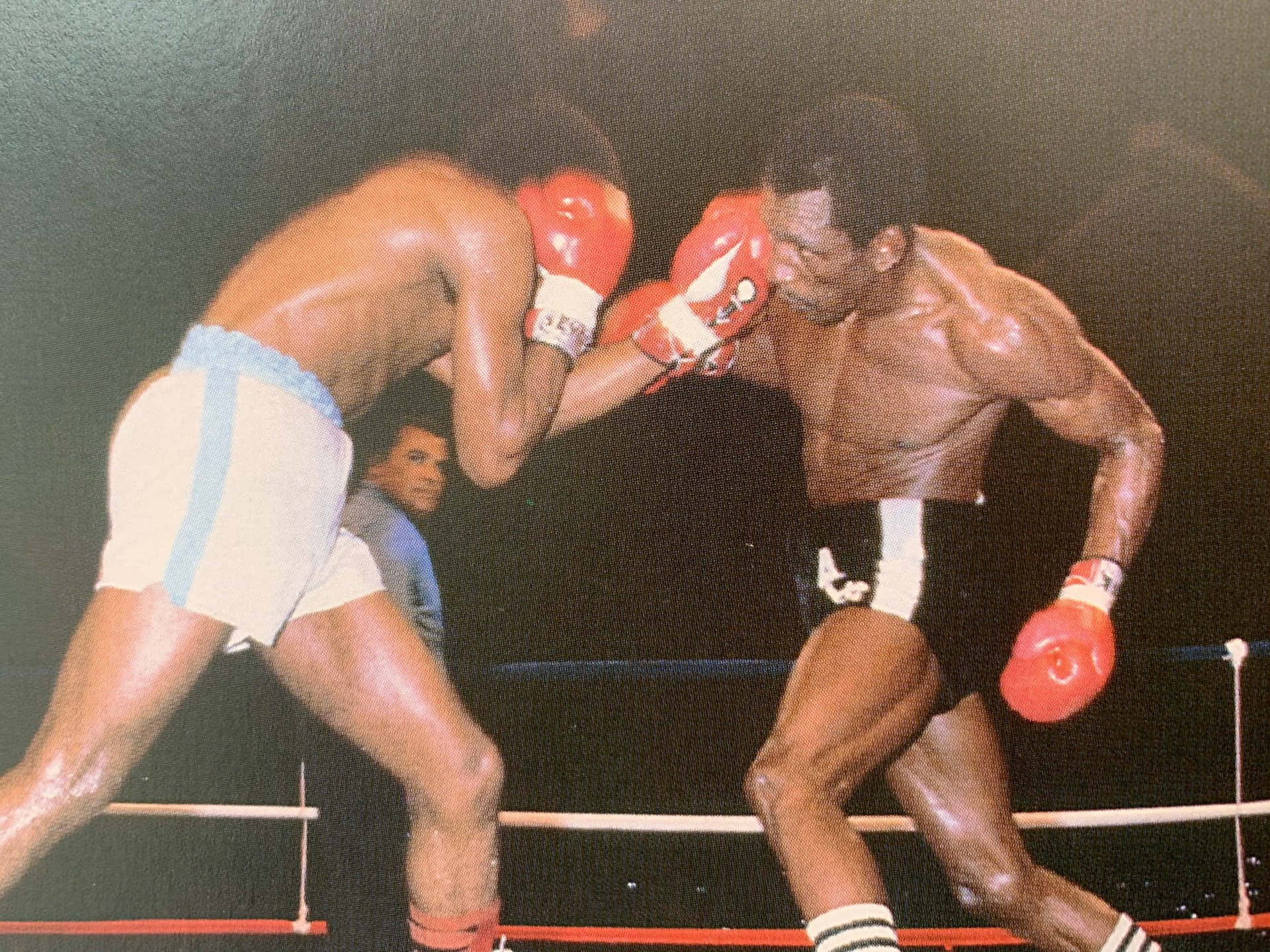 Colombian Boxer Antonio Cervantes 1974 Fight Background