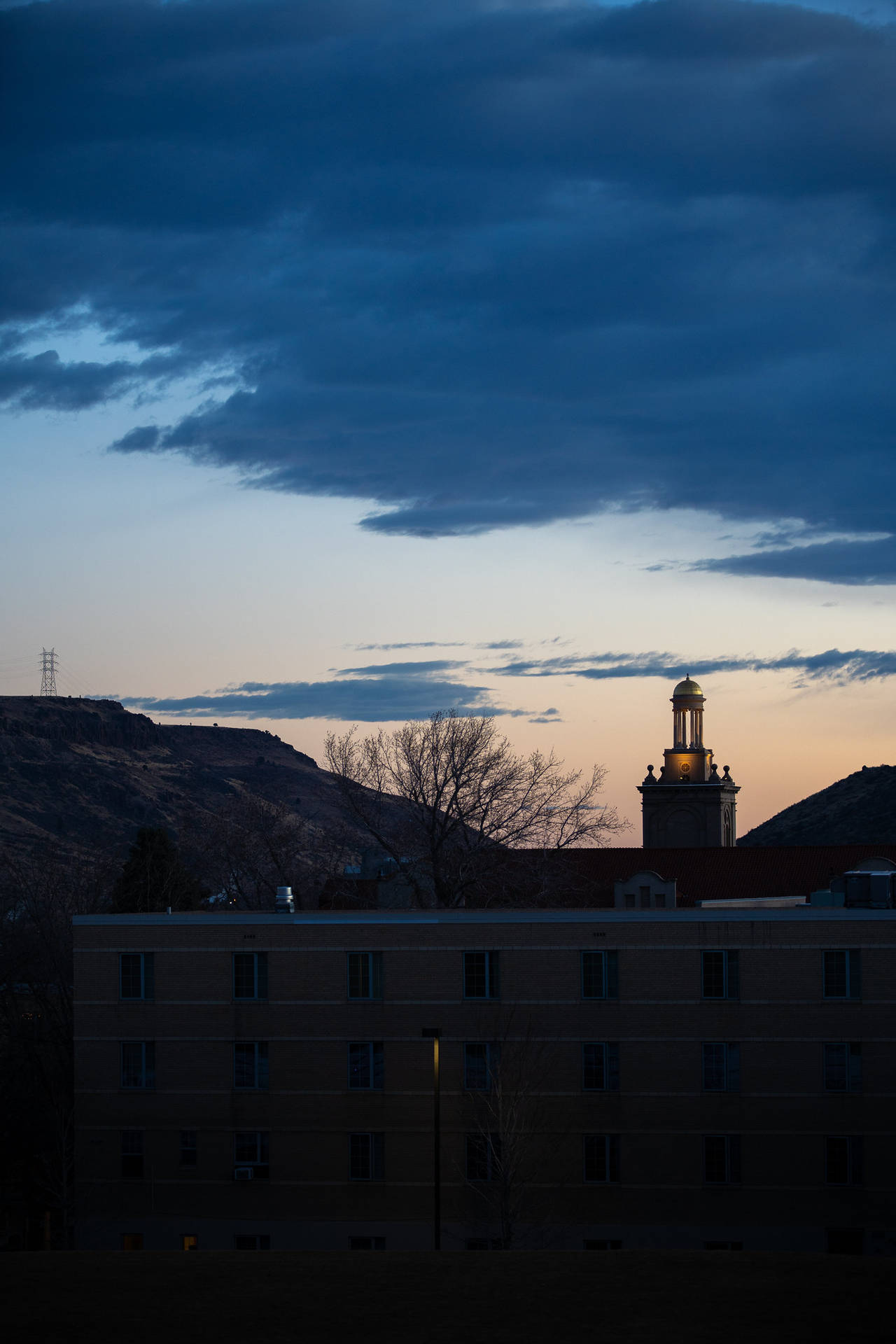 Colorado School Of Mines Glowing Tower Background