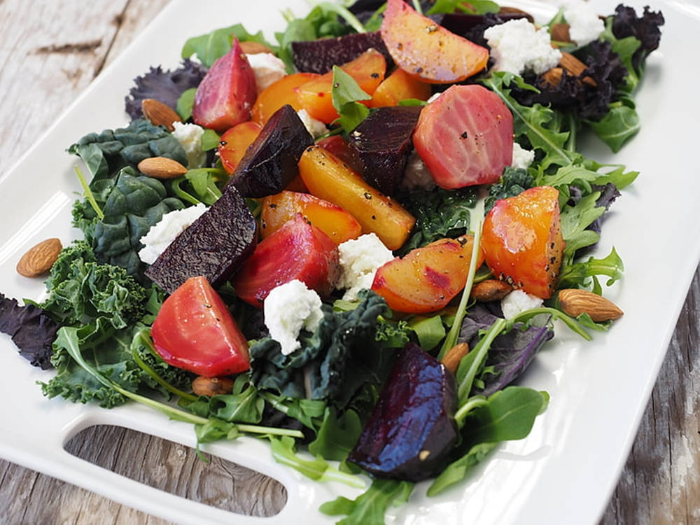 Colorful Arugula And Beets Salad