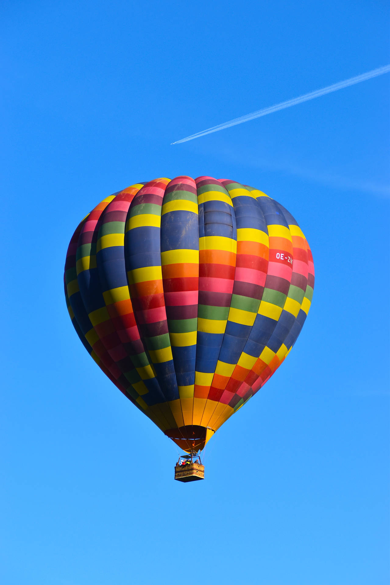 Colorful Hot Air Balloon Background