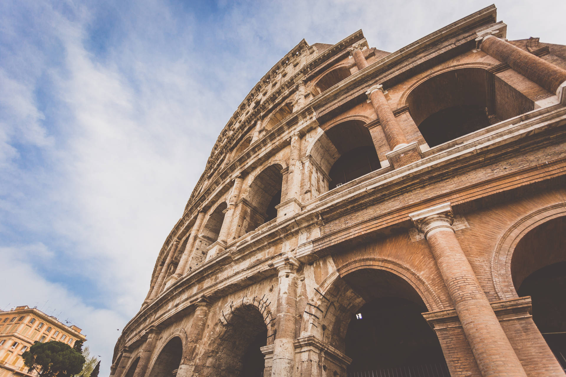 Colosseum Facing The Sky Background