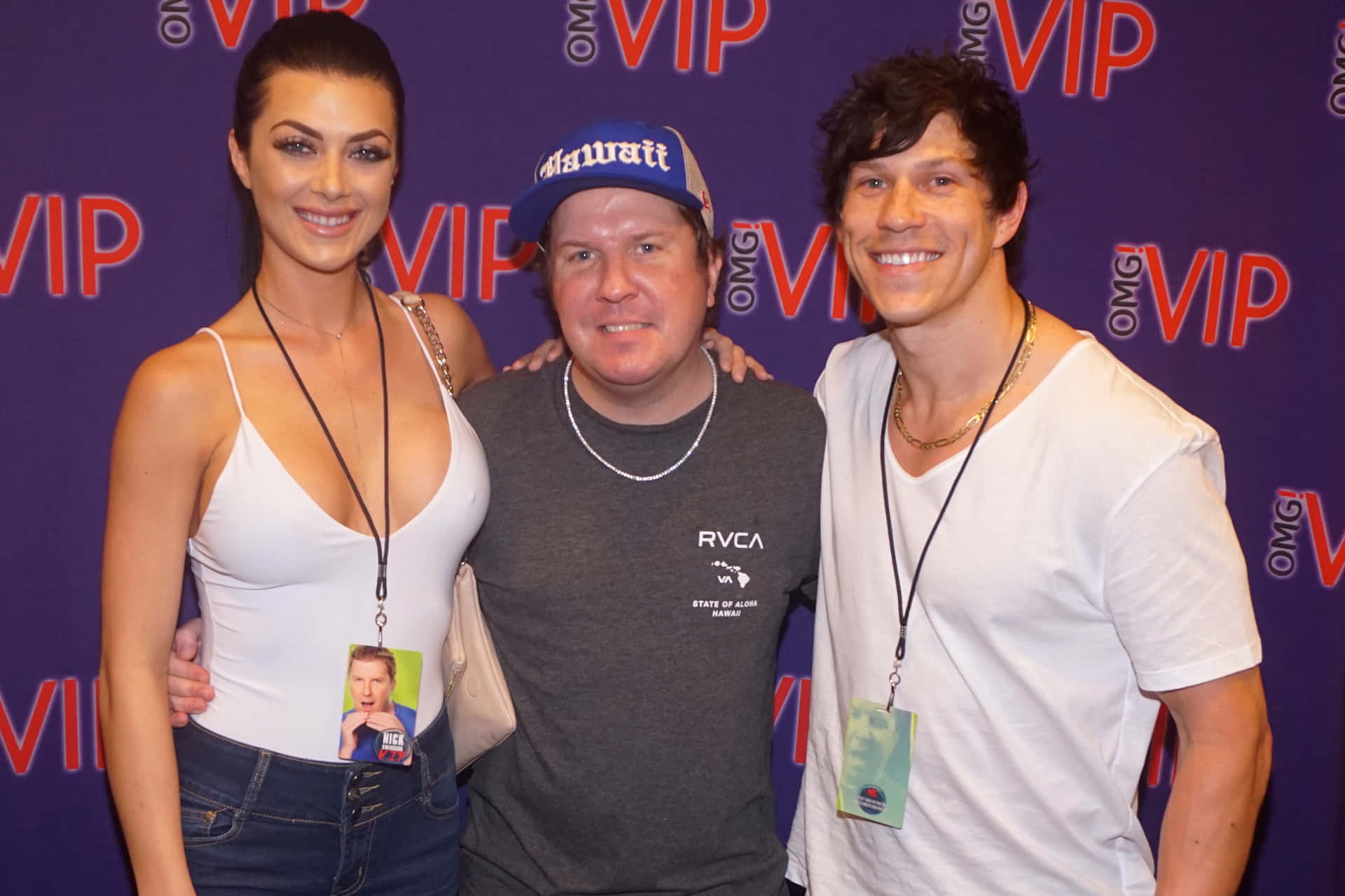 Comedian Nick Swardson Taking A Selfie Background