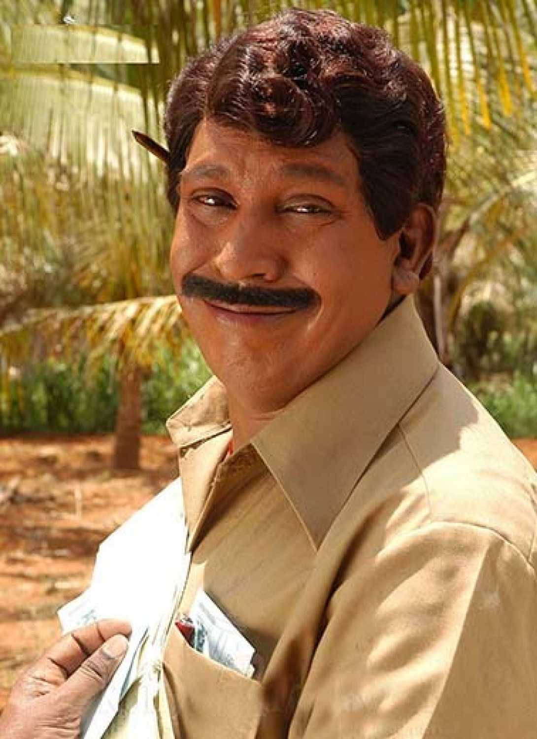 Comedian Vadivelu Funny Look