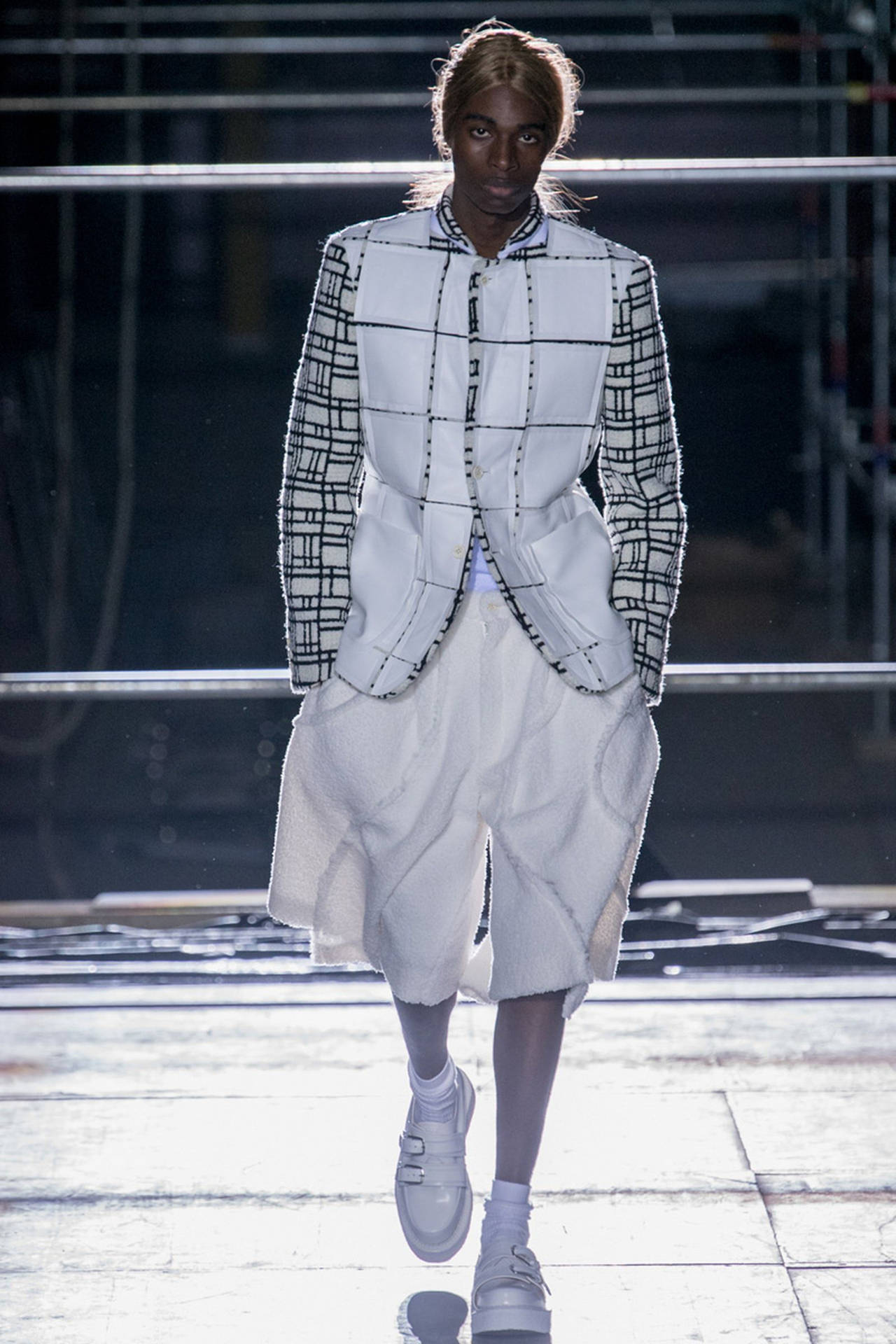 Comme Des Garçons White Grid Outfit Background