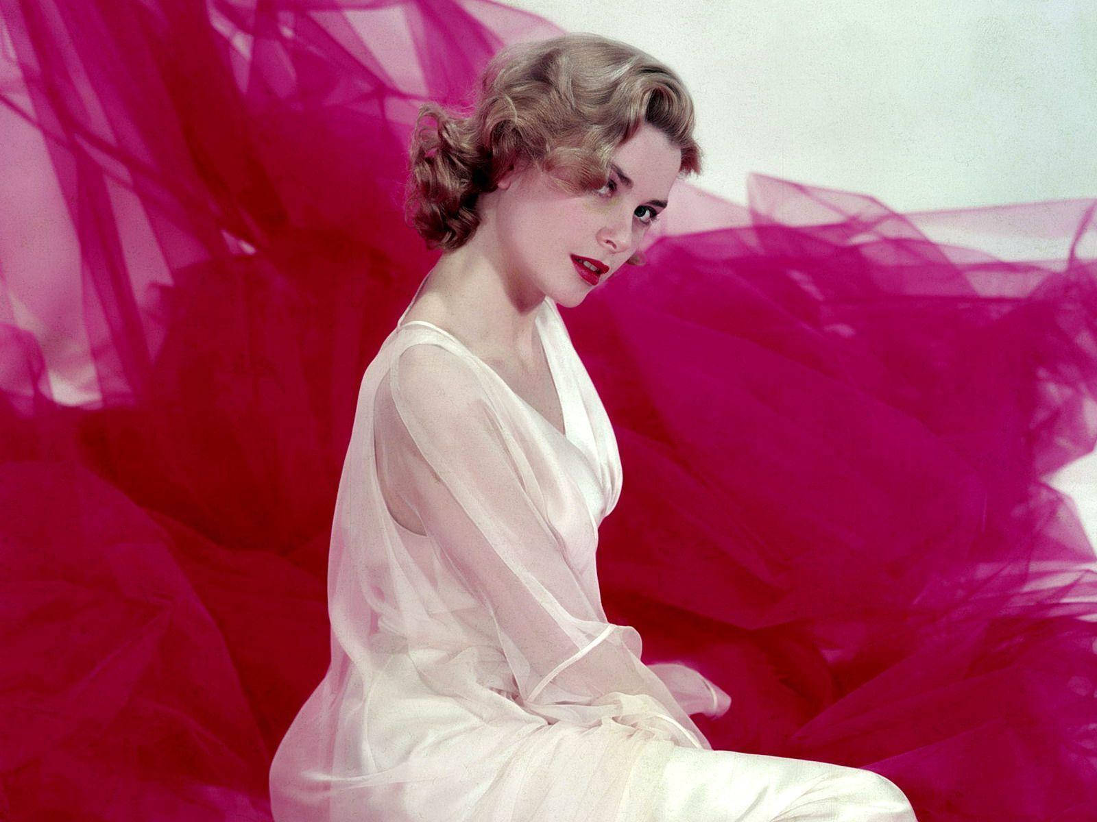 Compelling Grace Kelly Background