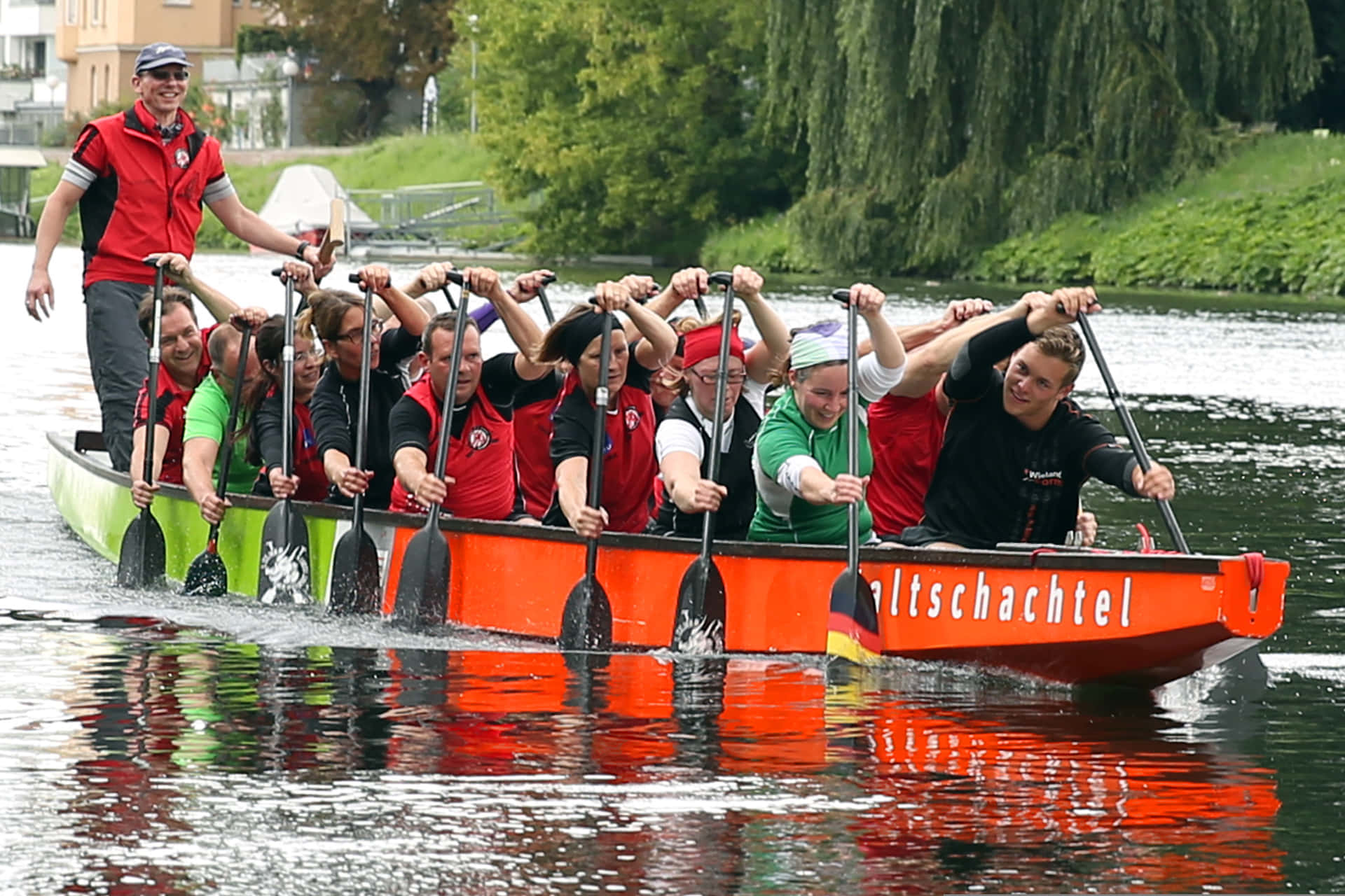 Competent Dragon Boat Steerer Background