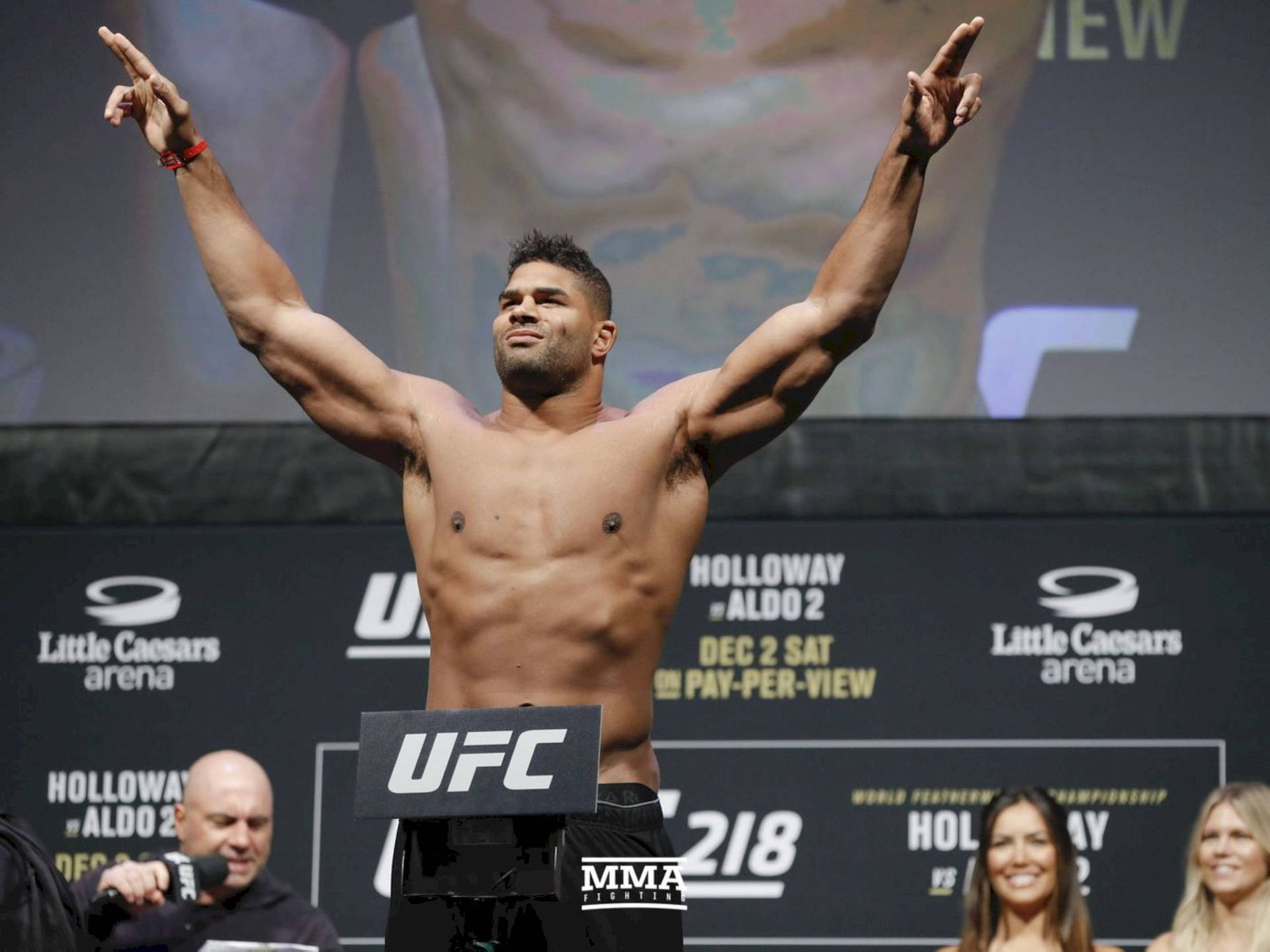 Confident Mma Fighter Alistair Overeem Background