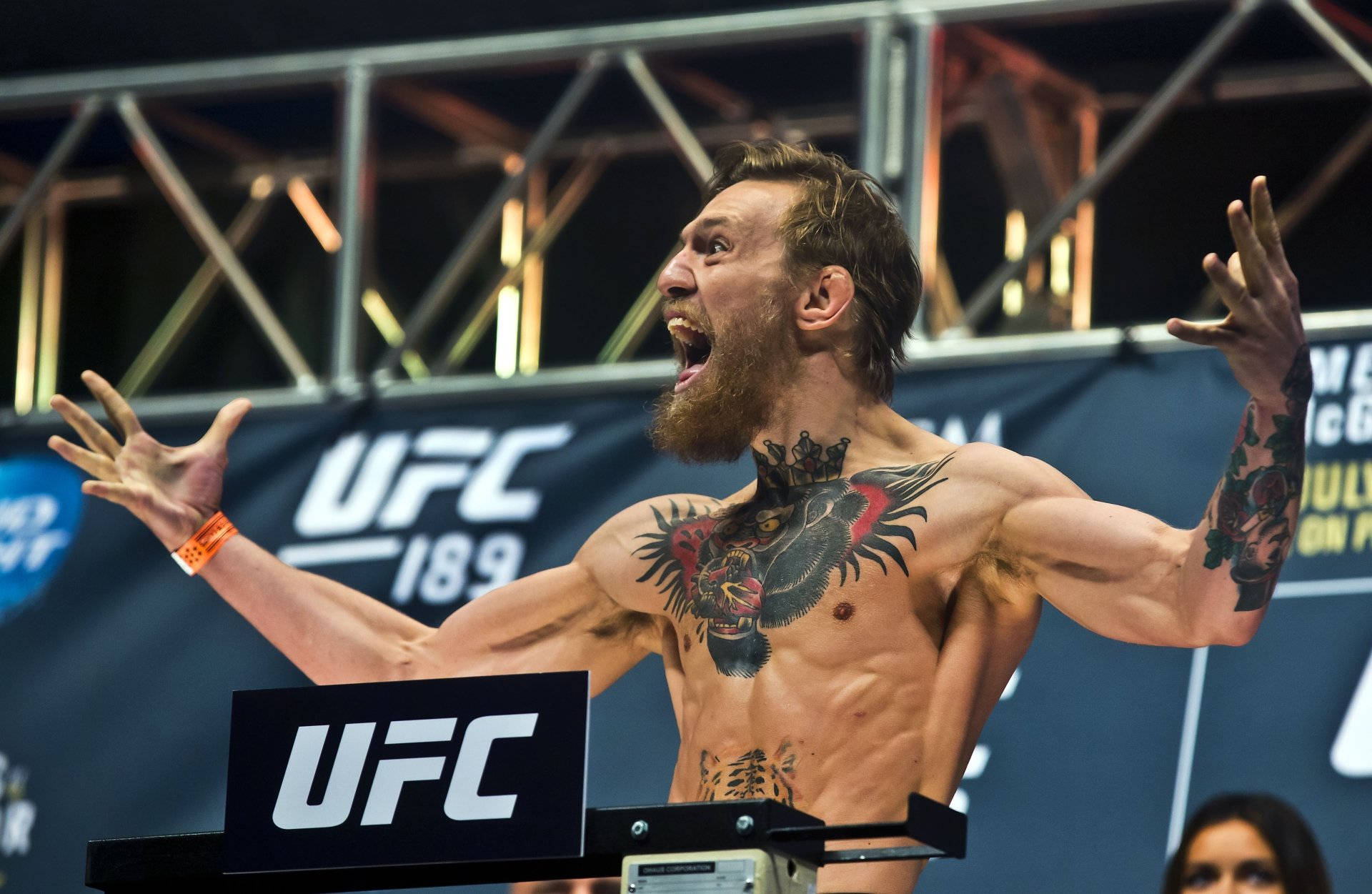 Conor Mcgregor Weighing Ufc 4k Background