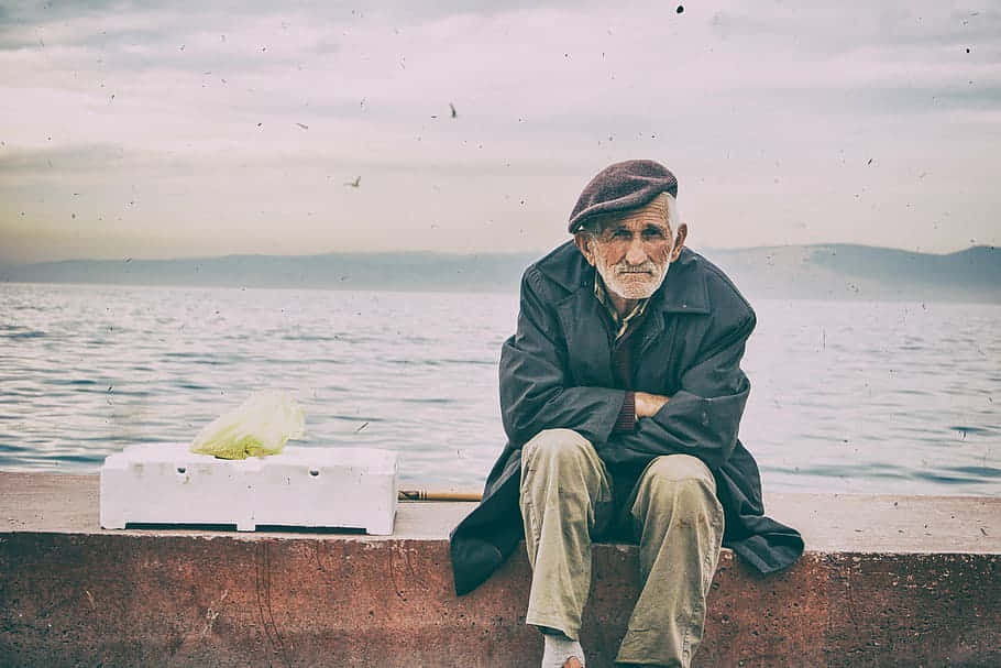 Considerate Attitude For Old People Background