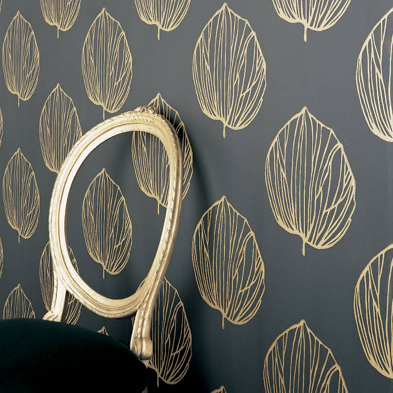 Contemporary Modern Golden Leaf Pattern Wall Background