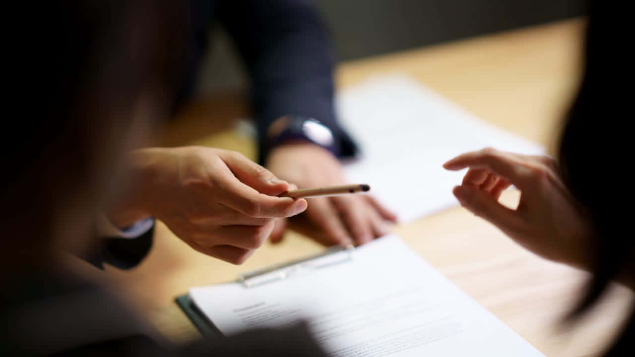 Contract Signing With A Luxury Pen Background