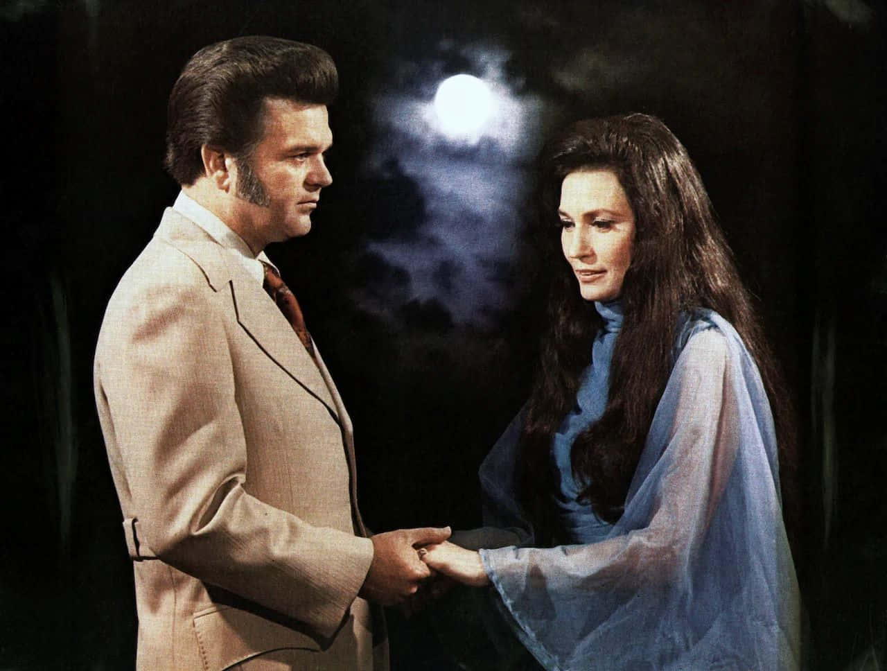 Conway Twittyand Female Companion Moonlit Encounter Background