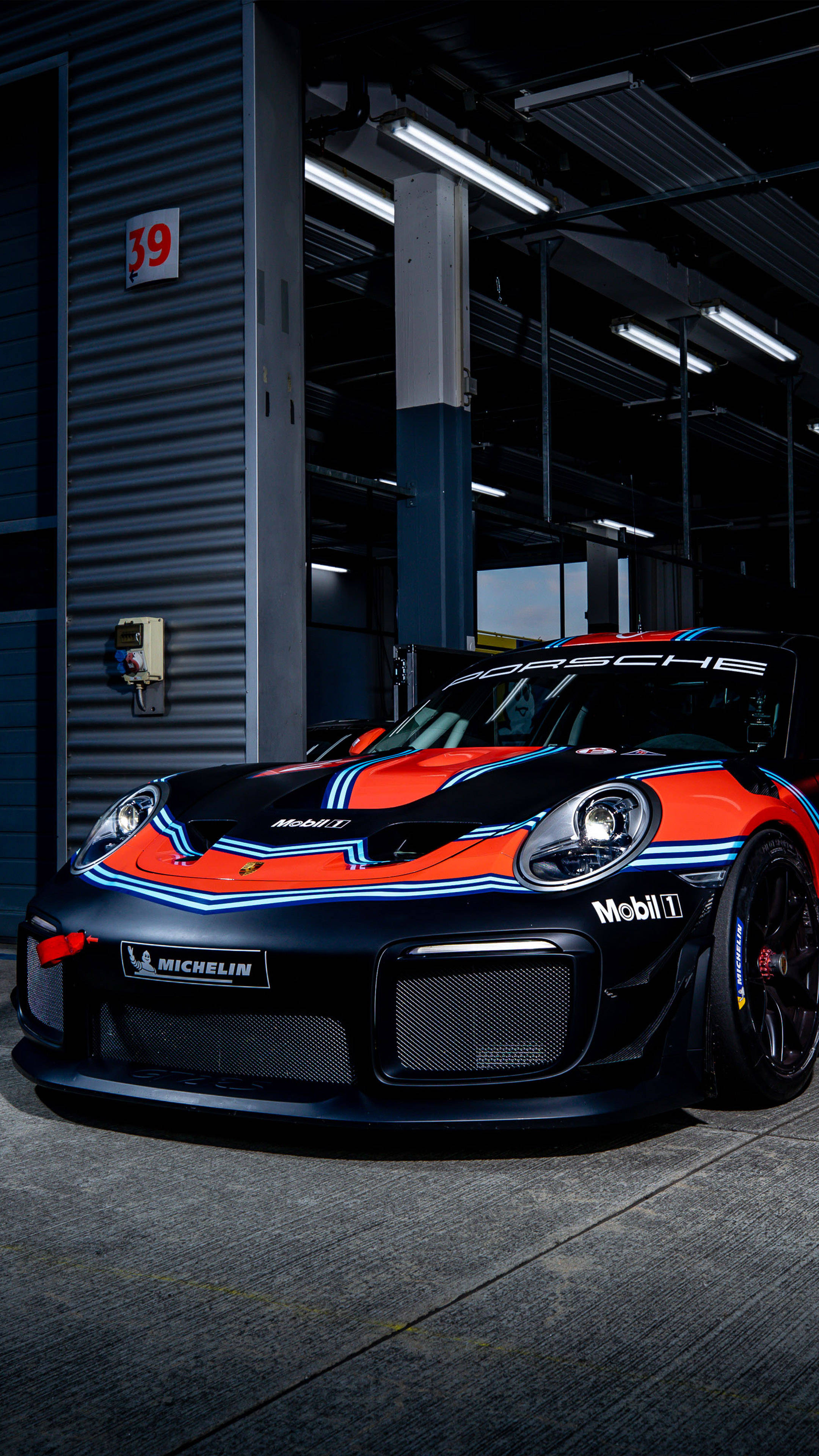 Cool Black And Red Porsche 911 Background