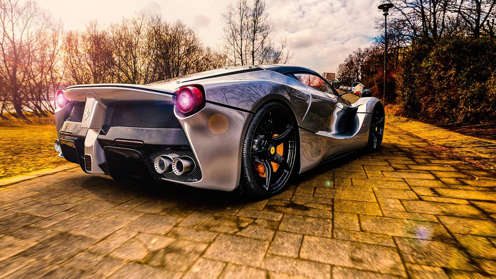 Cool Car Ferrari Rear View Background