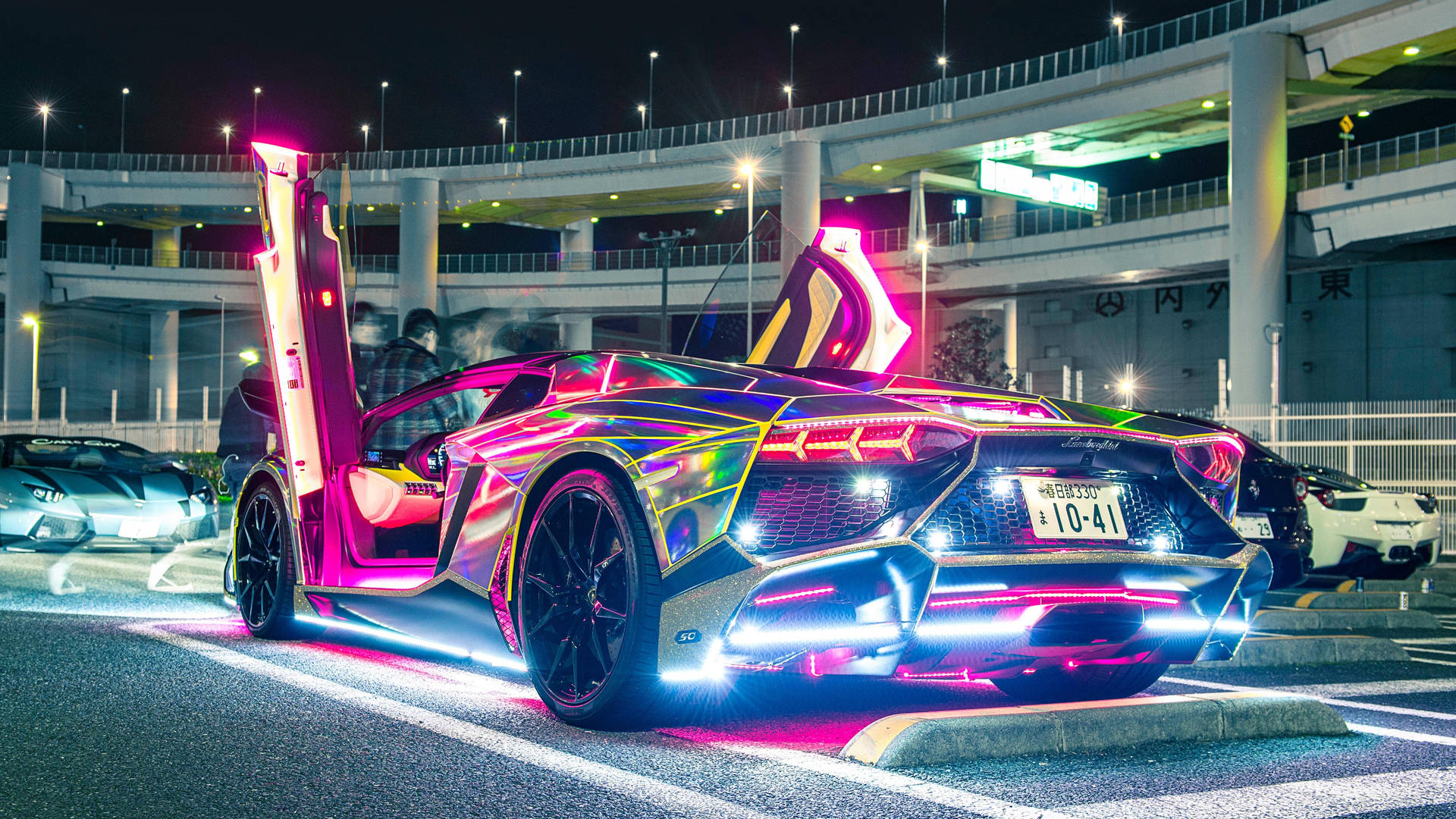 Cool Cars: Neon Lights For Lamborghini