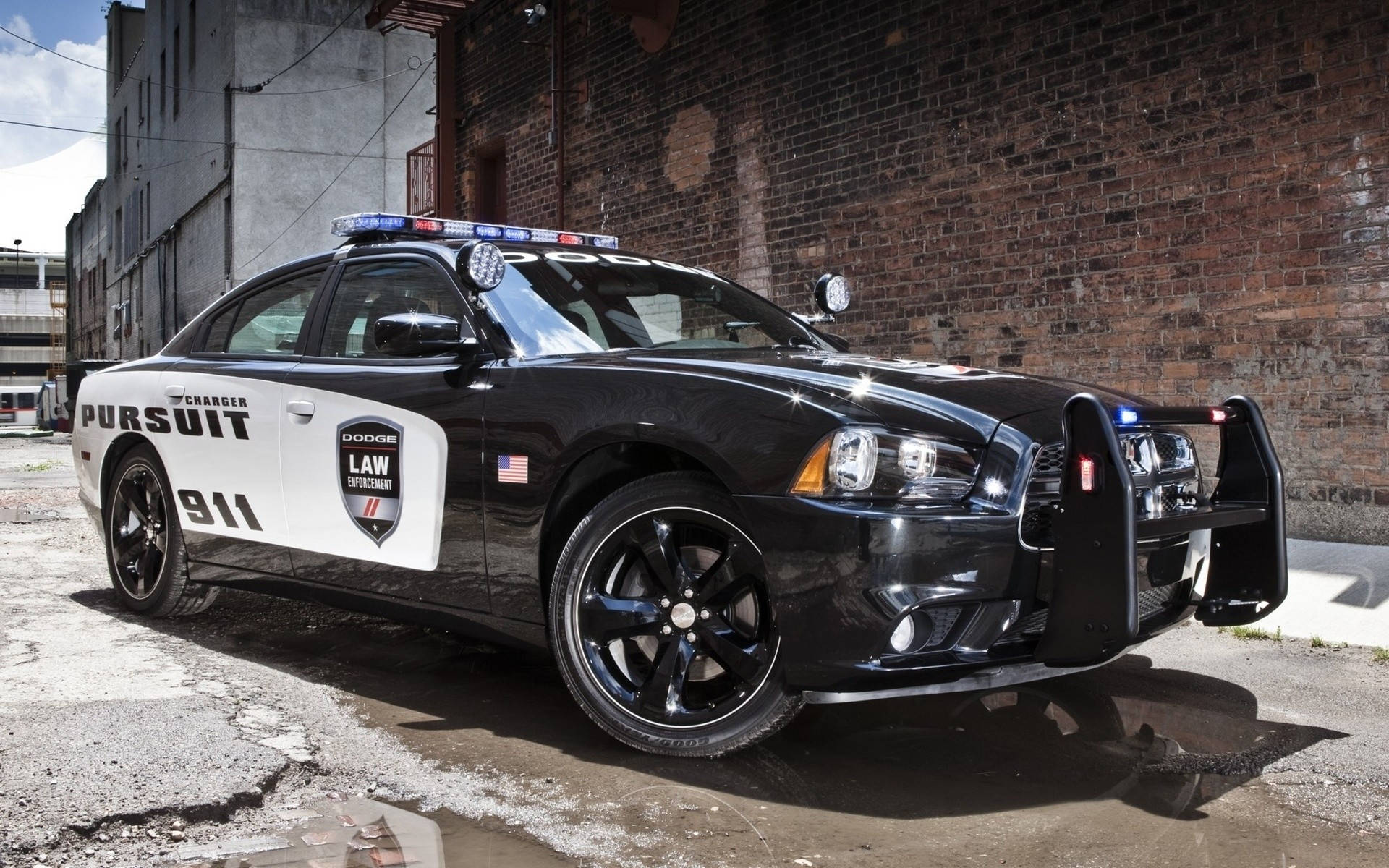 Cool Desktop Police Car Background