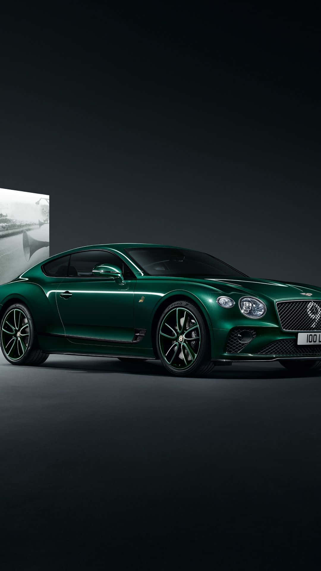 Cool Green Bentley Iphone Background