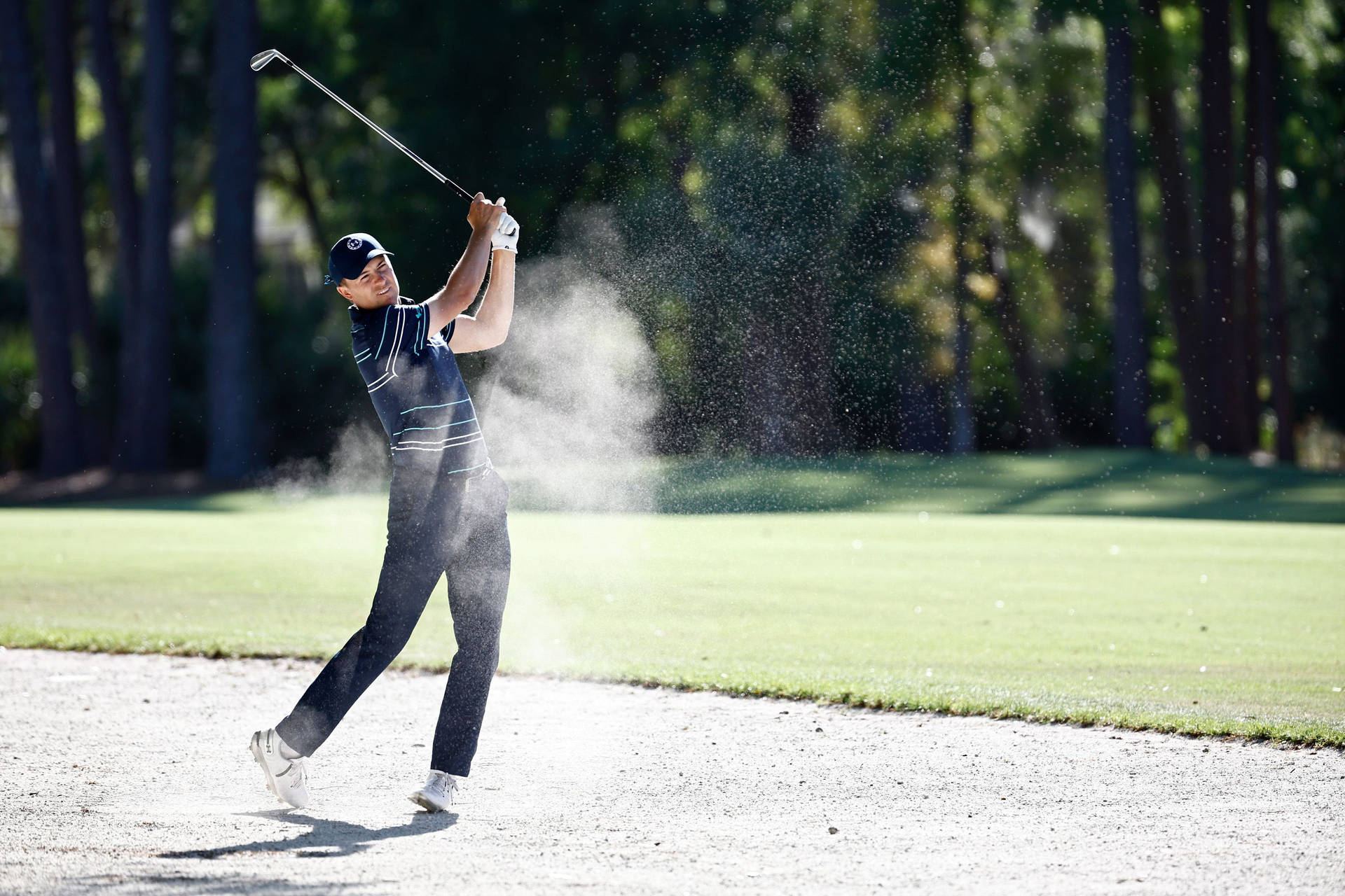 Cool Jordan Spieth Golf Stroke