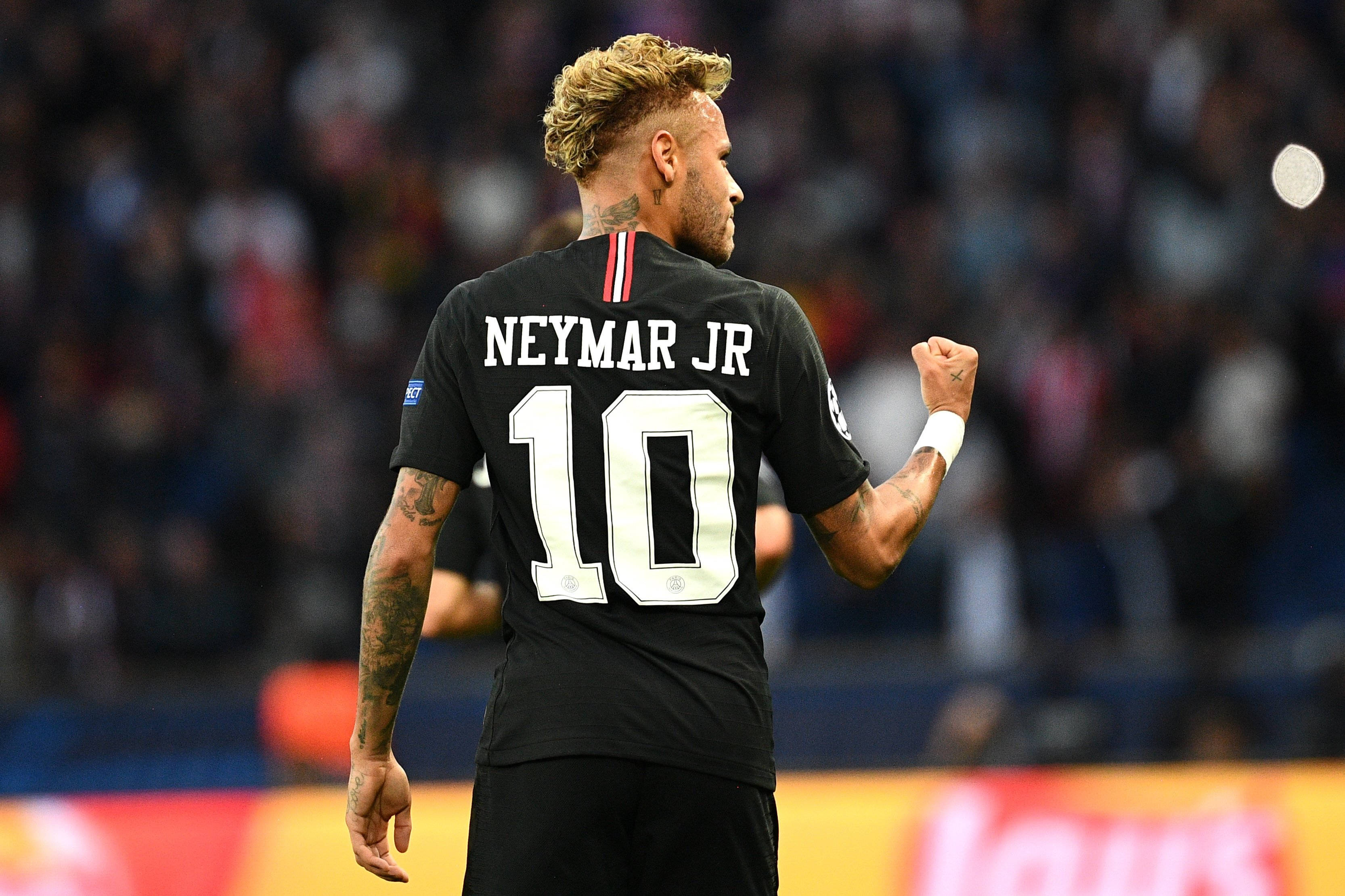 Cool Neymar Jr Clenched Fist