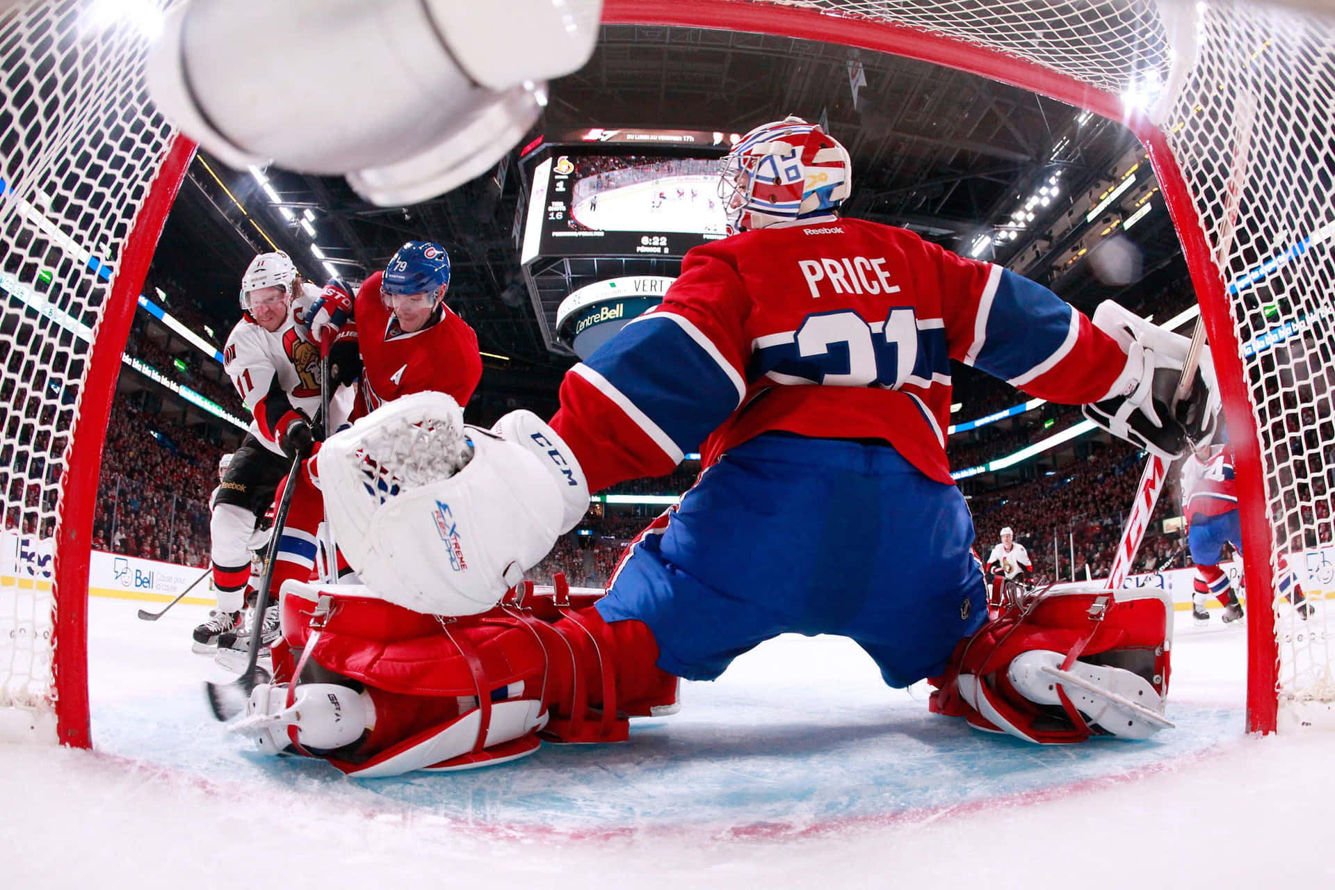 Cool Nhl Player Block Shot Background