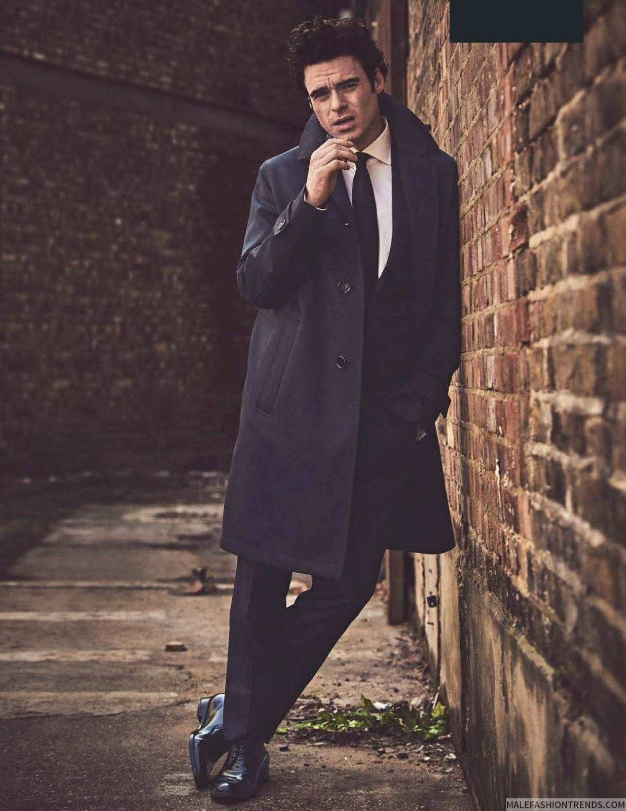 Cool Richard Madden Photoshoot