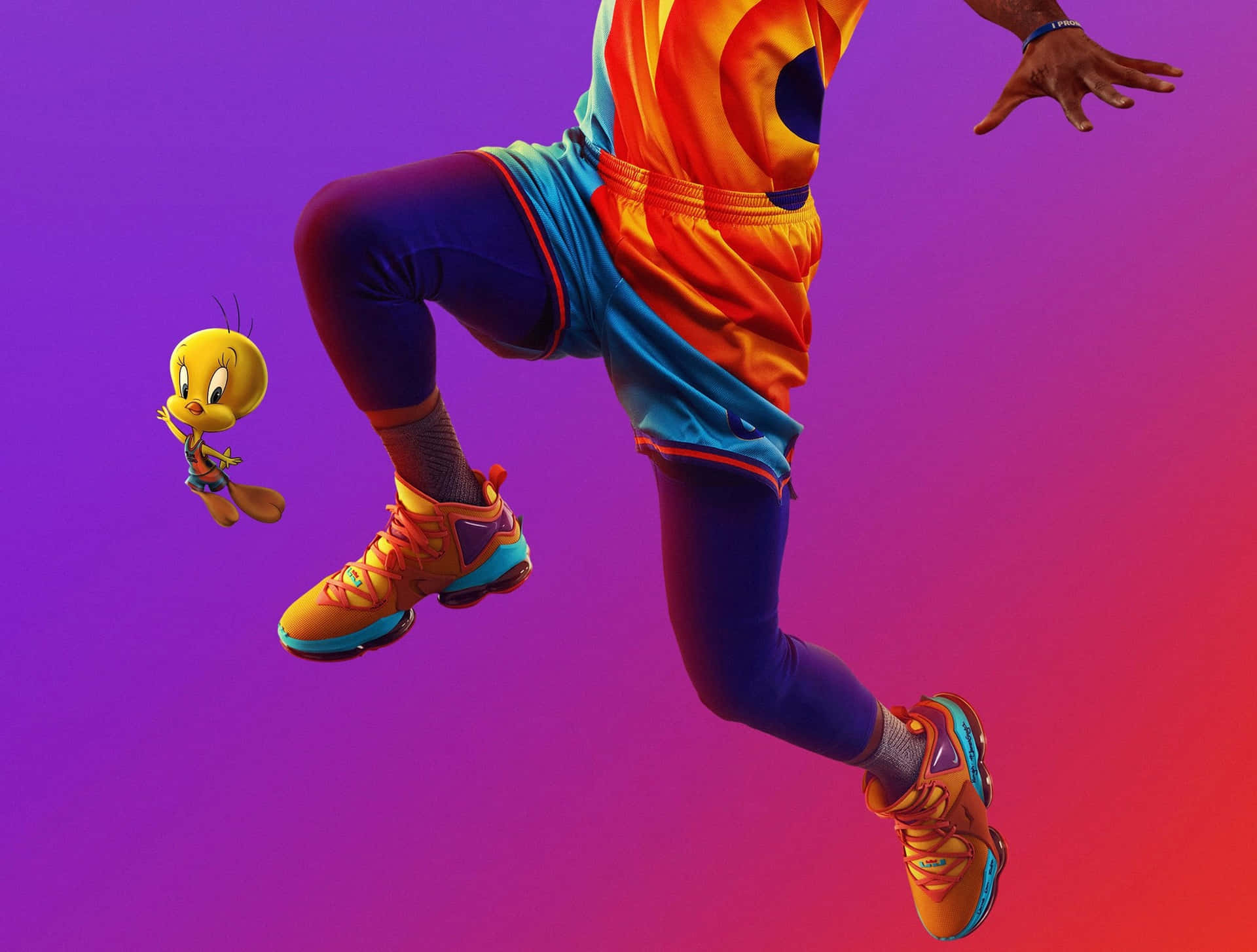 Cool Space Jam Tweety Bird Dunking Lebron James Background