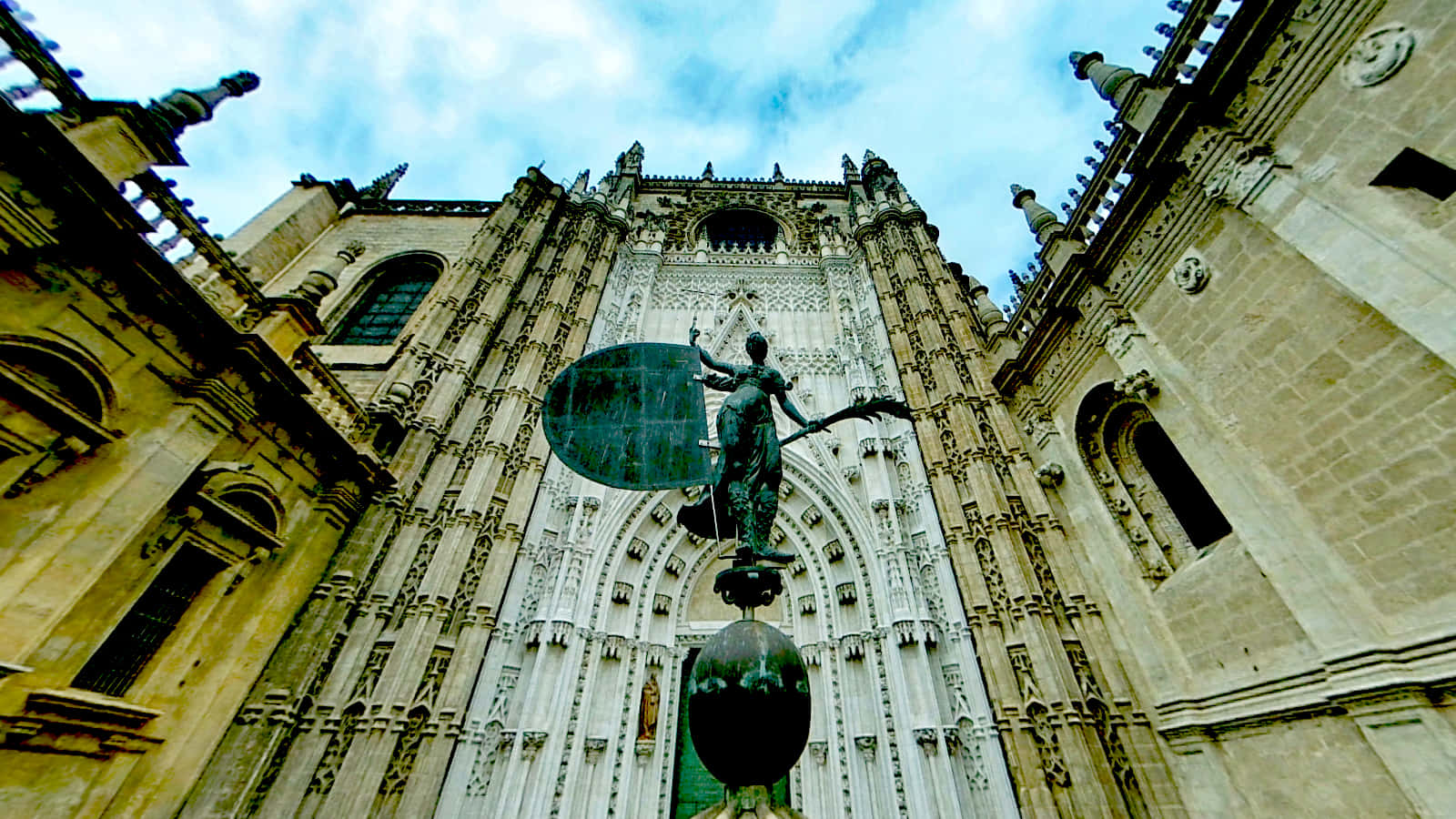 Cool-toned Photo Of Seville Cathedral Background