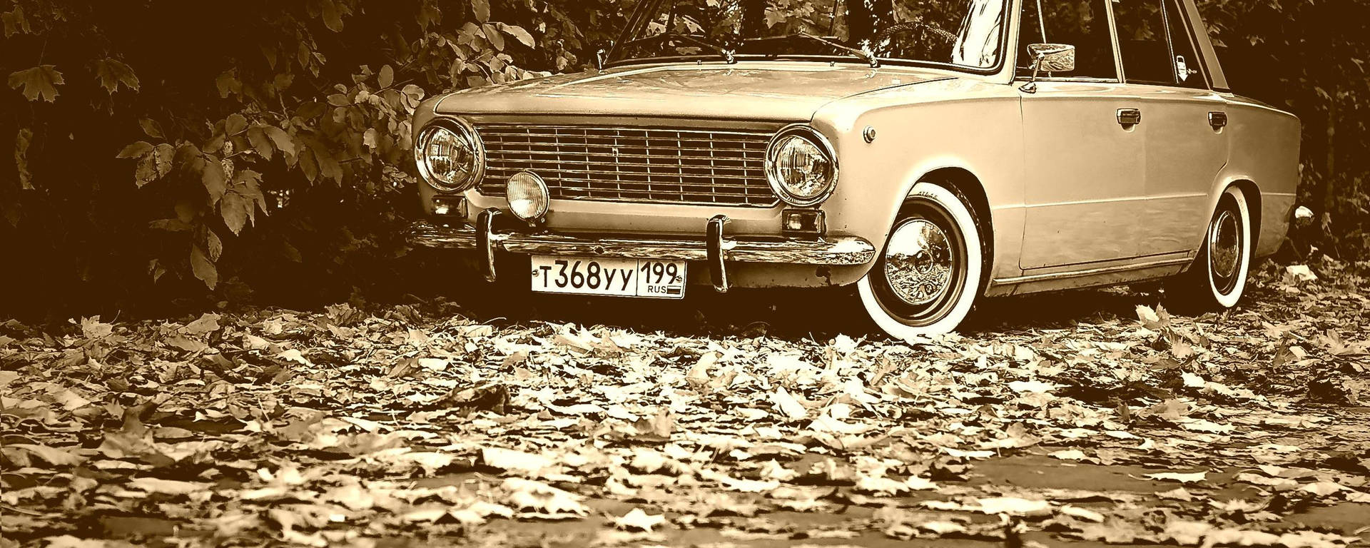 Cool Vintage Classic Aesthetic Car Background