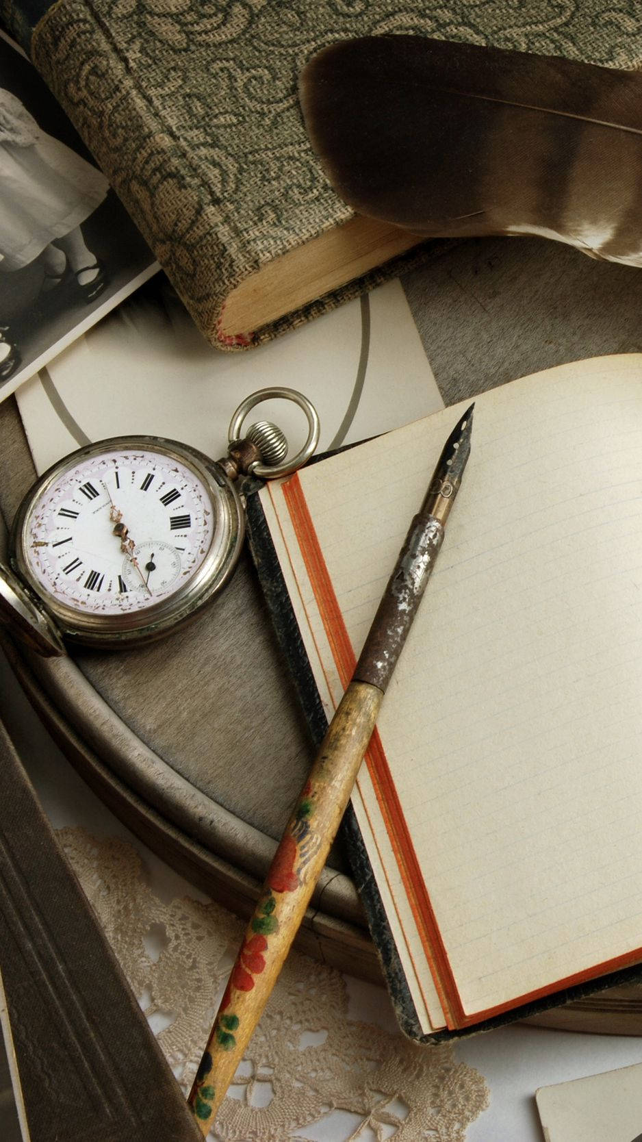 Cool Vintage Pen Watch Notebook Background