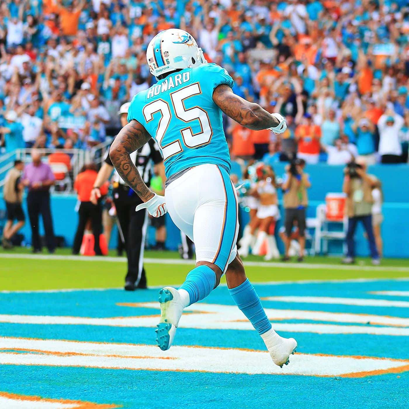 Cool Xavien Howard Blue Jersey Background