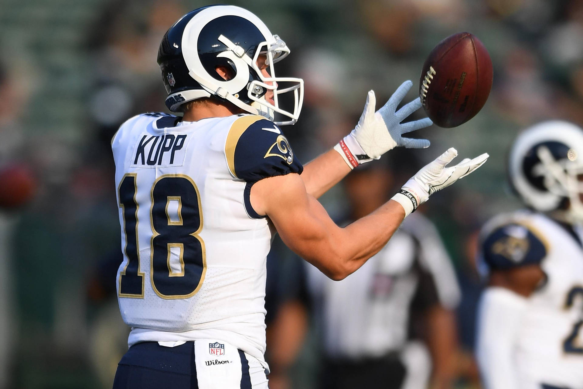 Cooper Kupp Nfl Rams Football Catch Photography Background