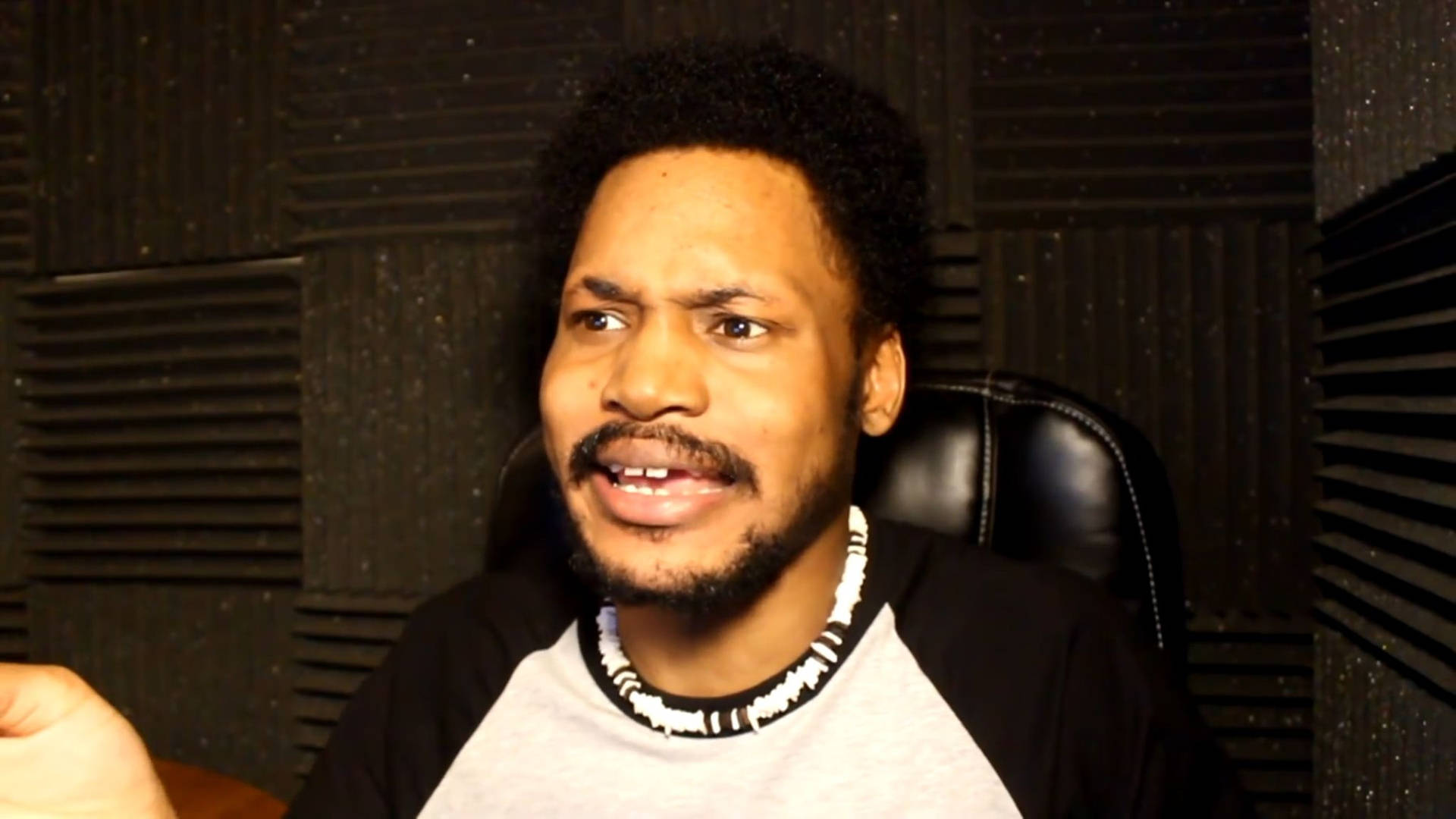 Coryxkenshin Confused Face Background