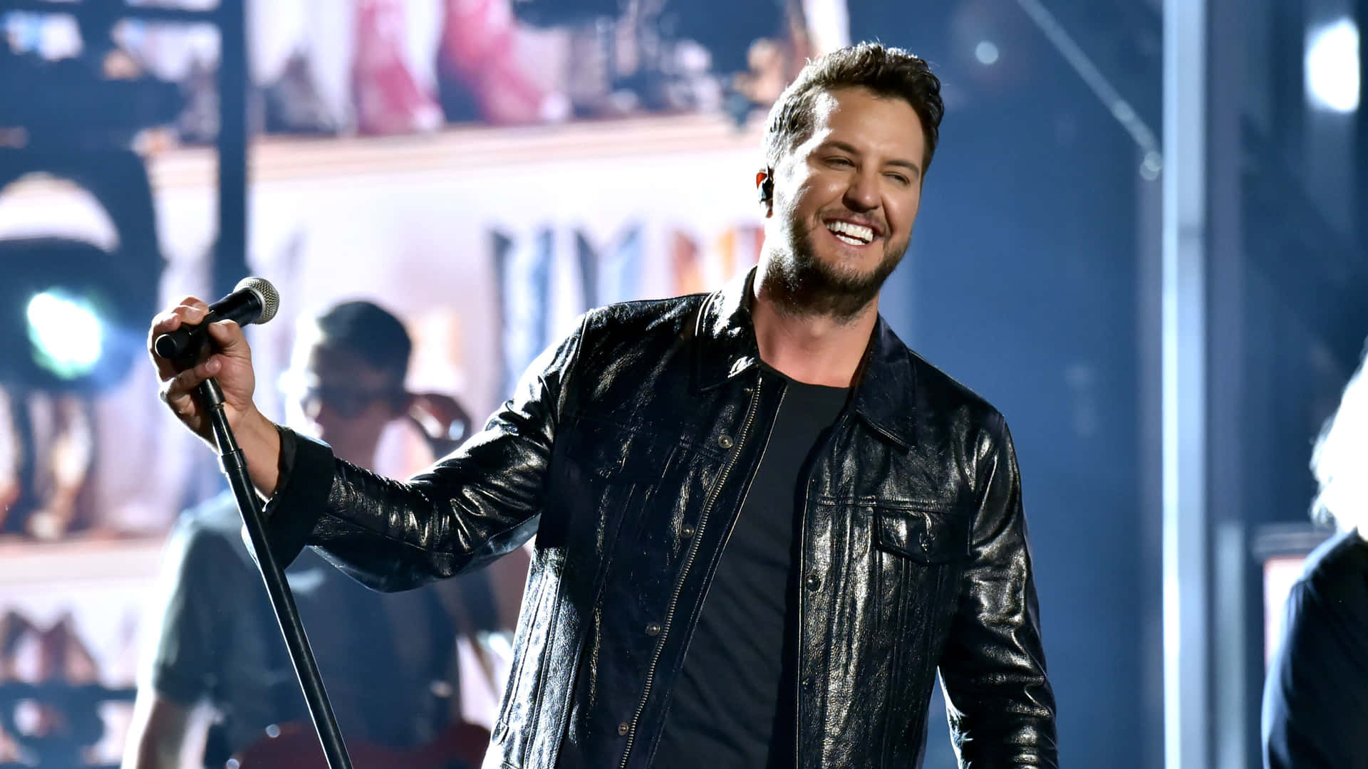 Country Music Singer Luke Bryan Background